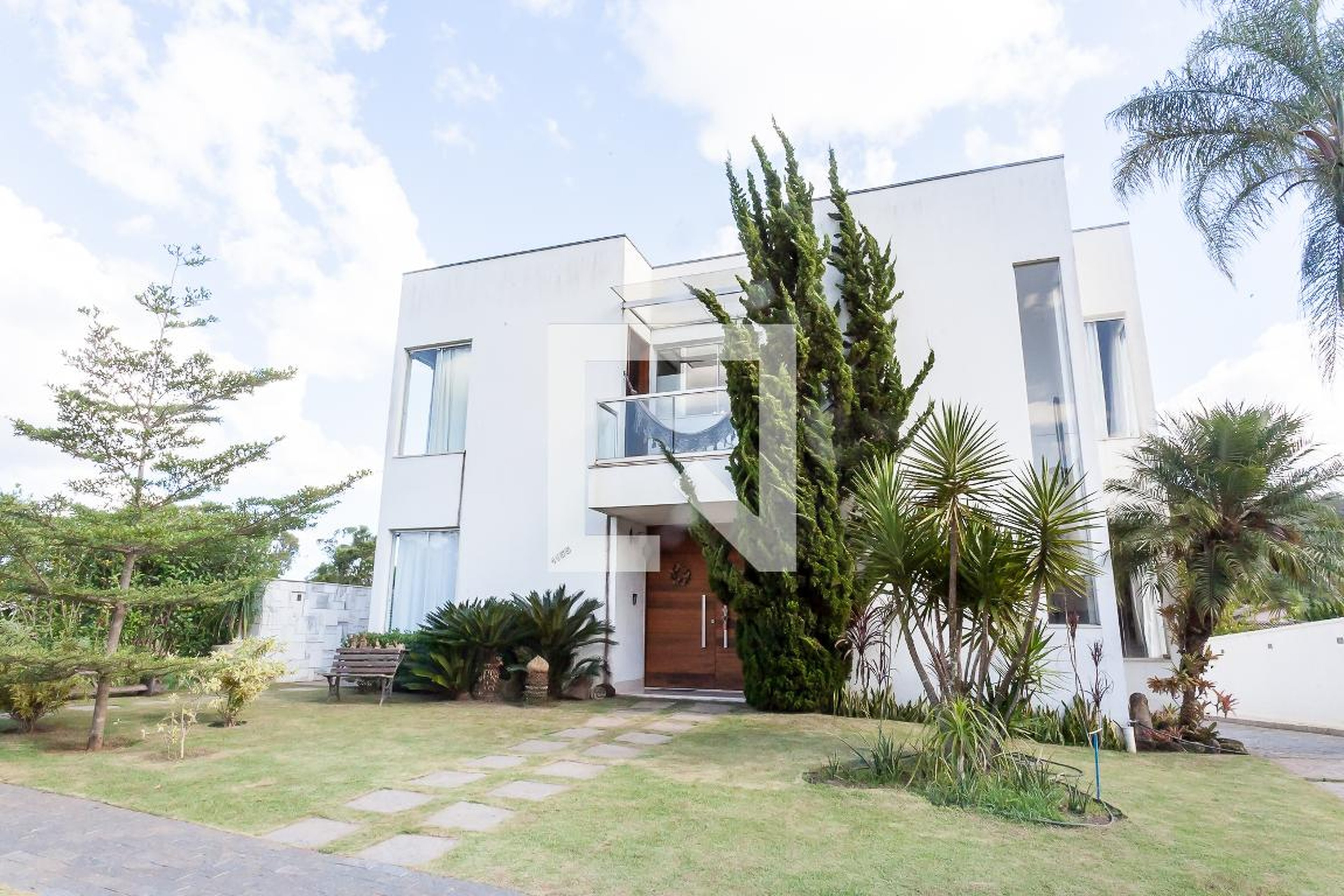 Fachada Condomínio em Rua das Araucárias, 1155