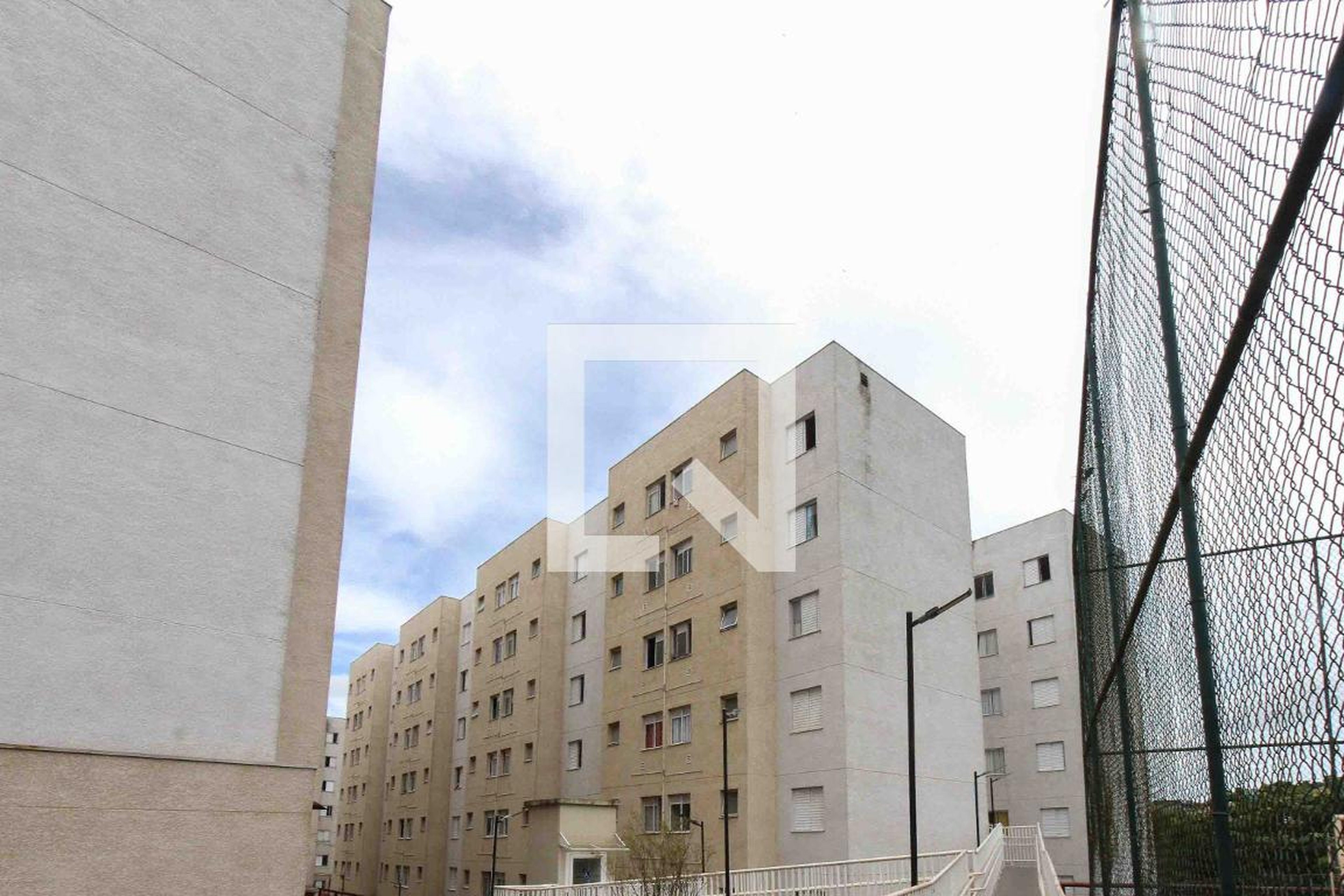 Fachada Condomínio em Rua Pedra Branca do Amapari, 116