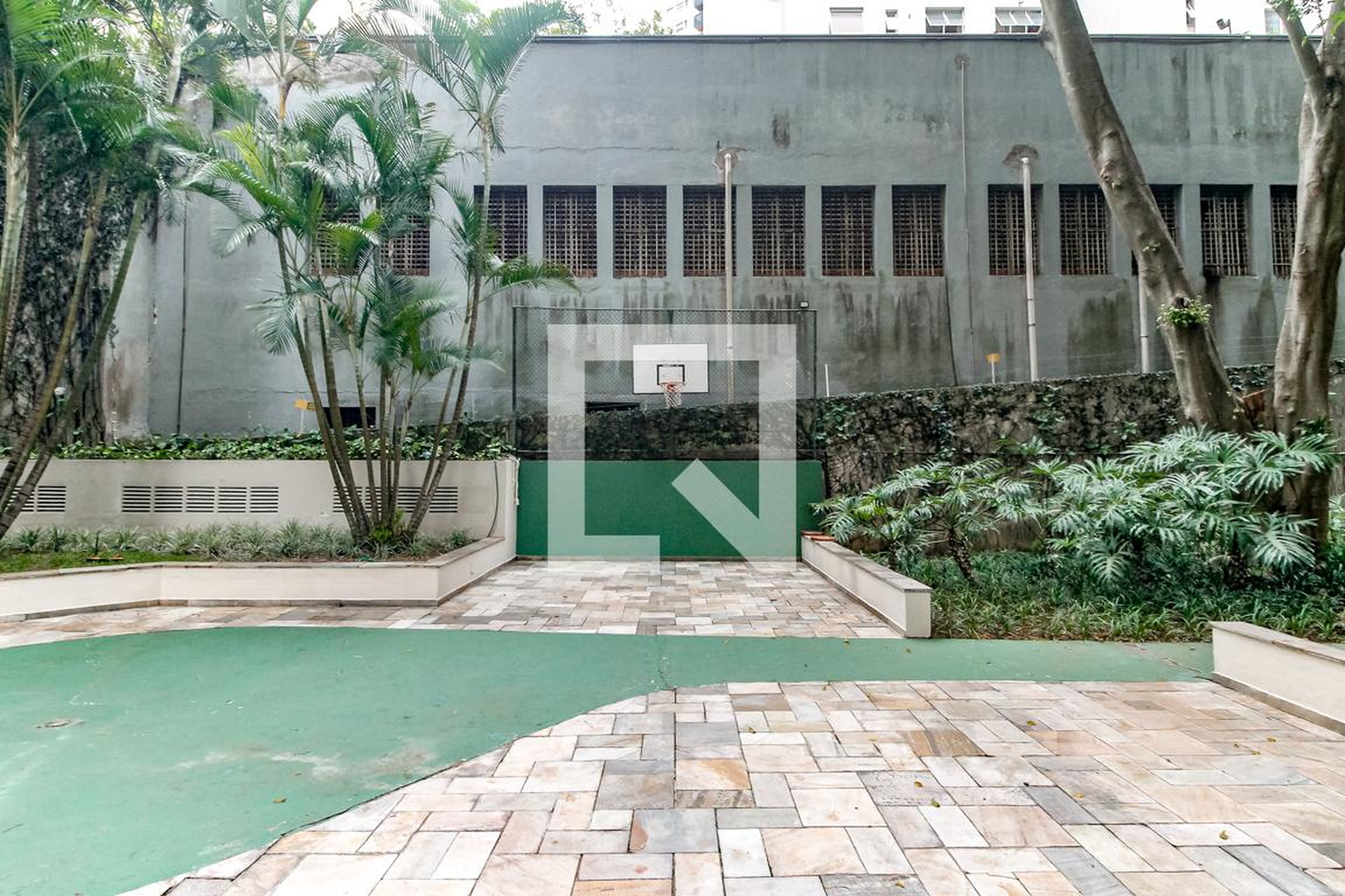 Quadra Esportiva - Edifício Falstaff House Apartments