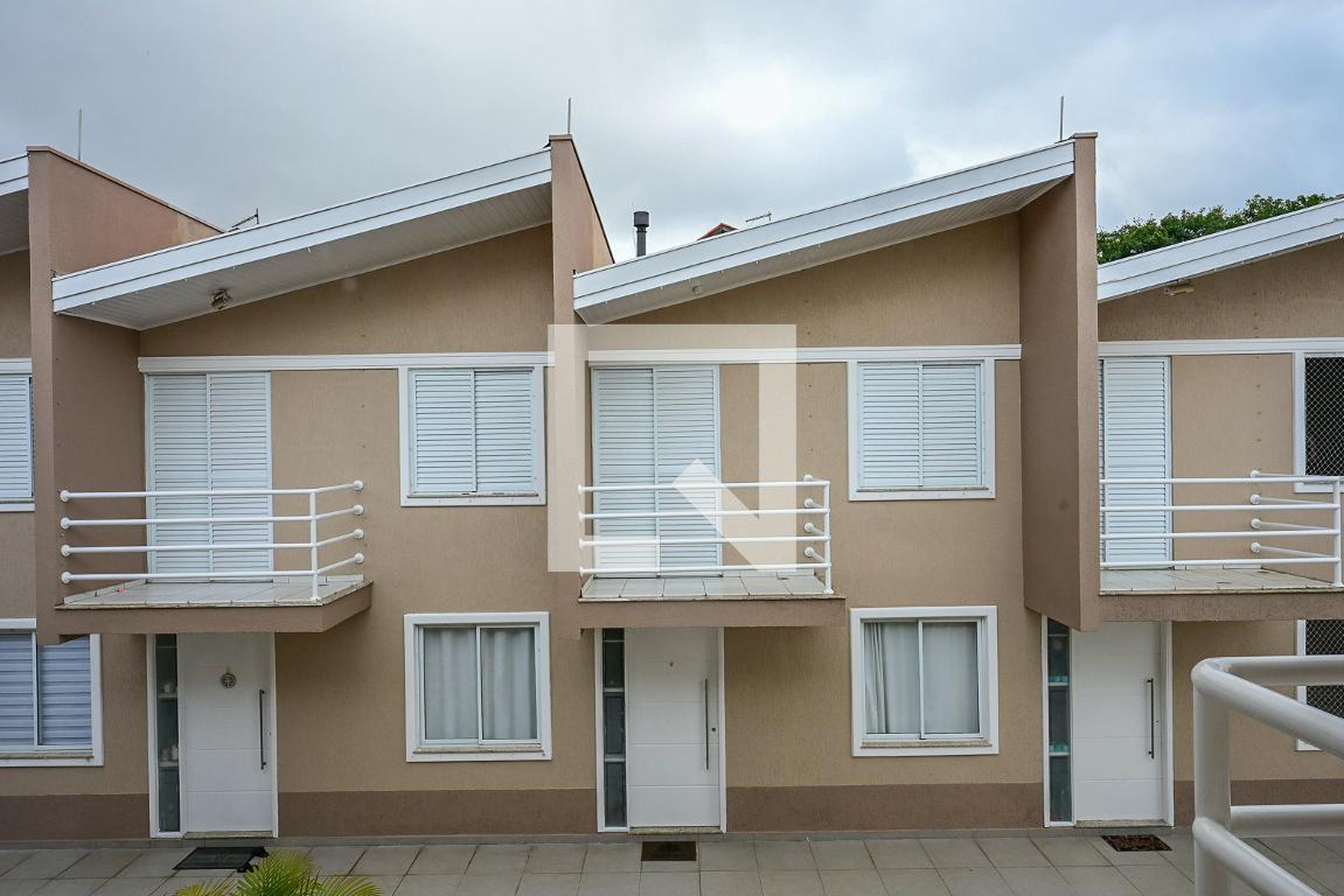 Fachada Condomínio Vila das Orquideas