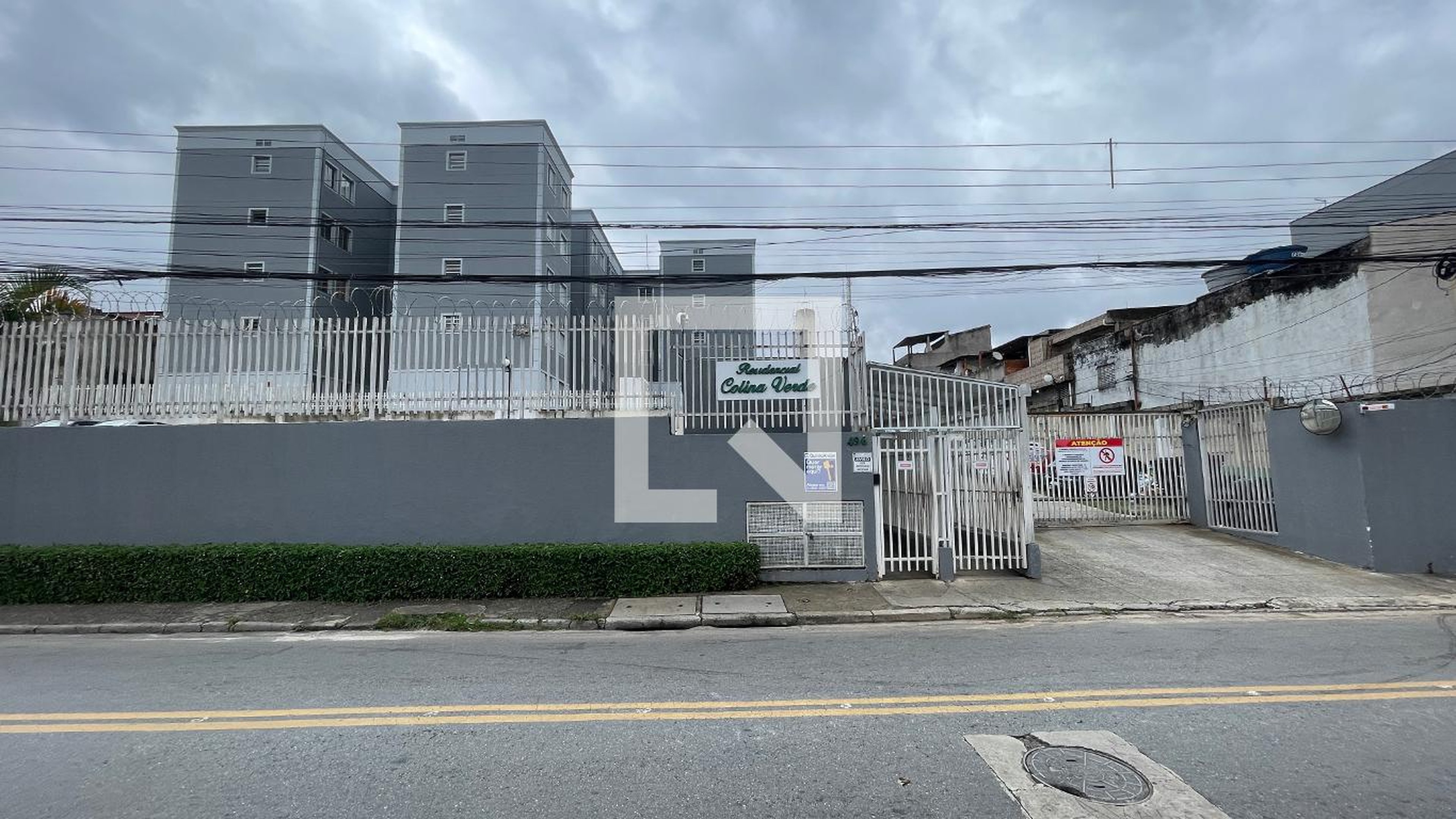 Fachada Condomínio em Rua Sāo José de Mossamedes, 496