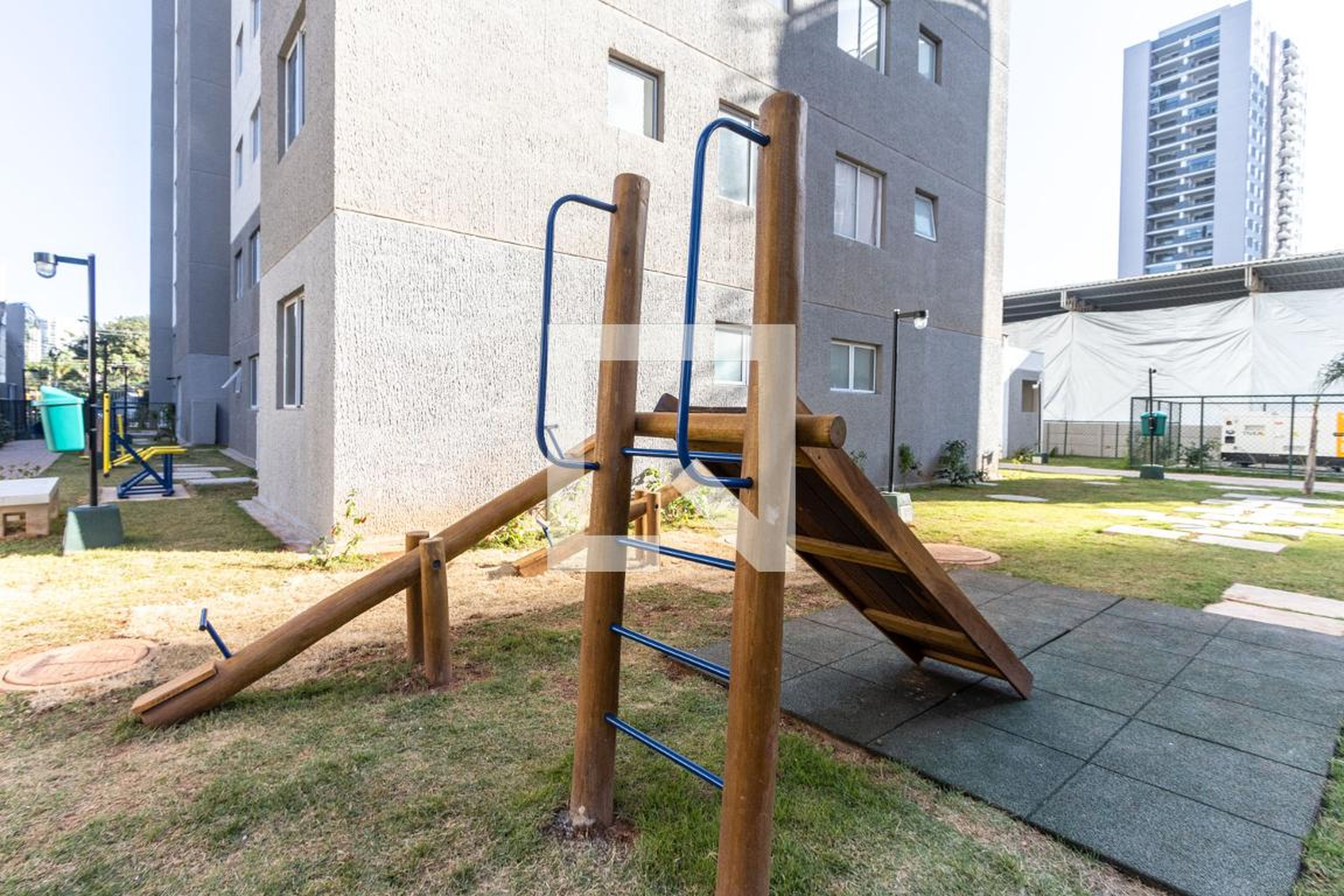 Playground - Viva Barra Funda