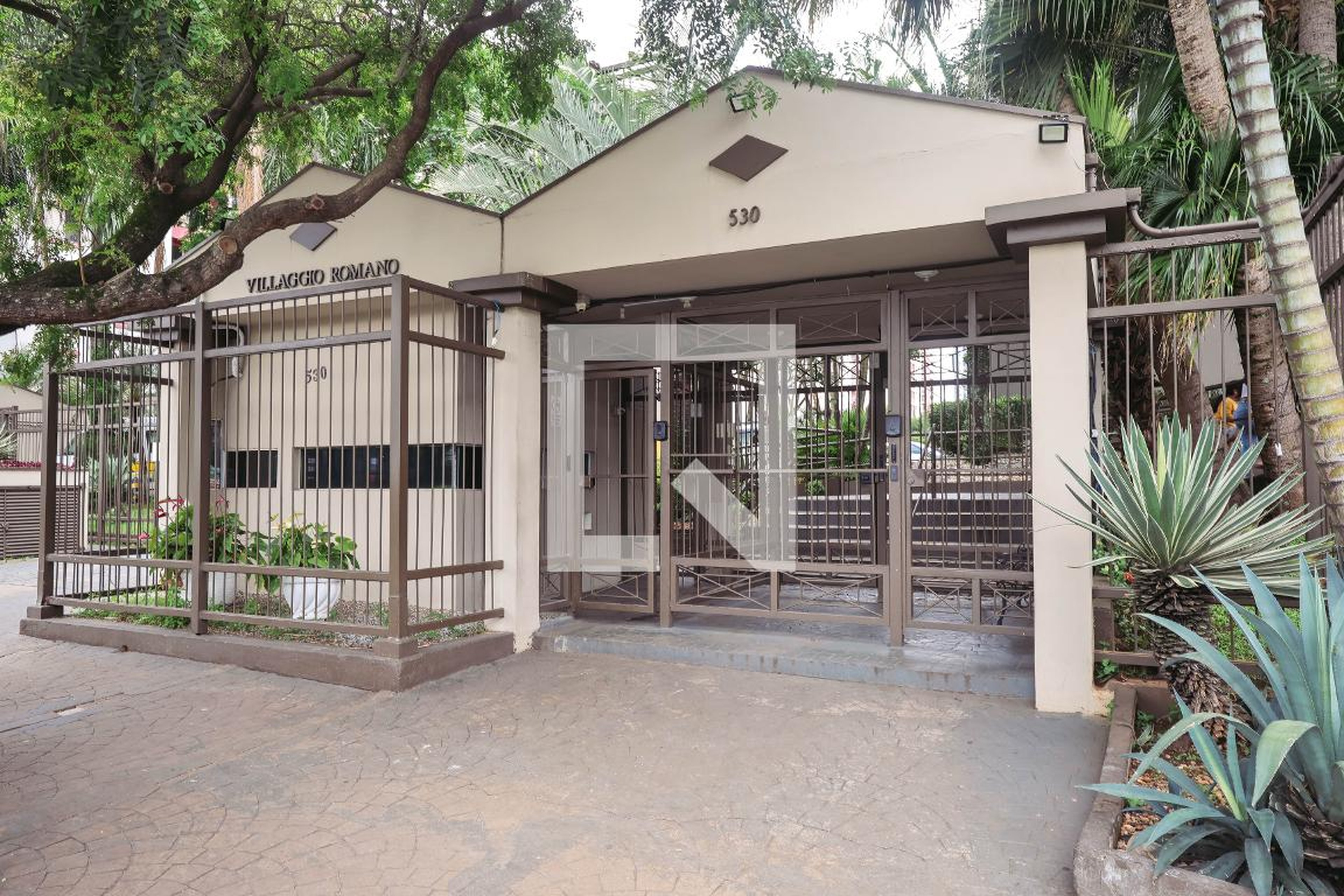 Fachada Condomínio Villagio Romano