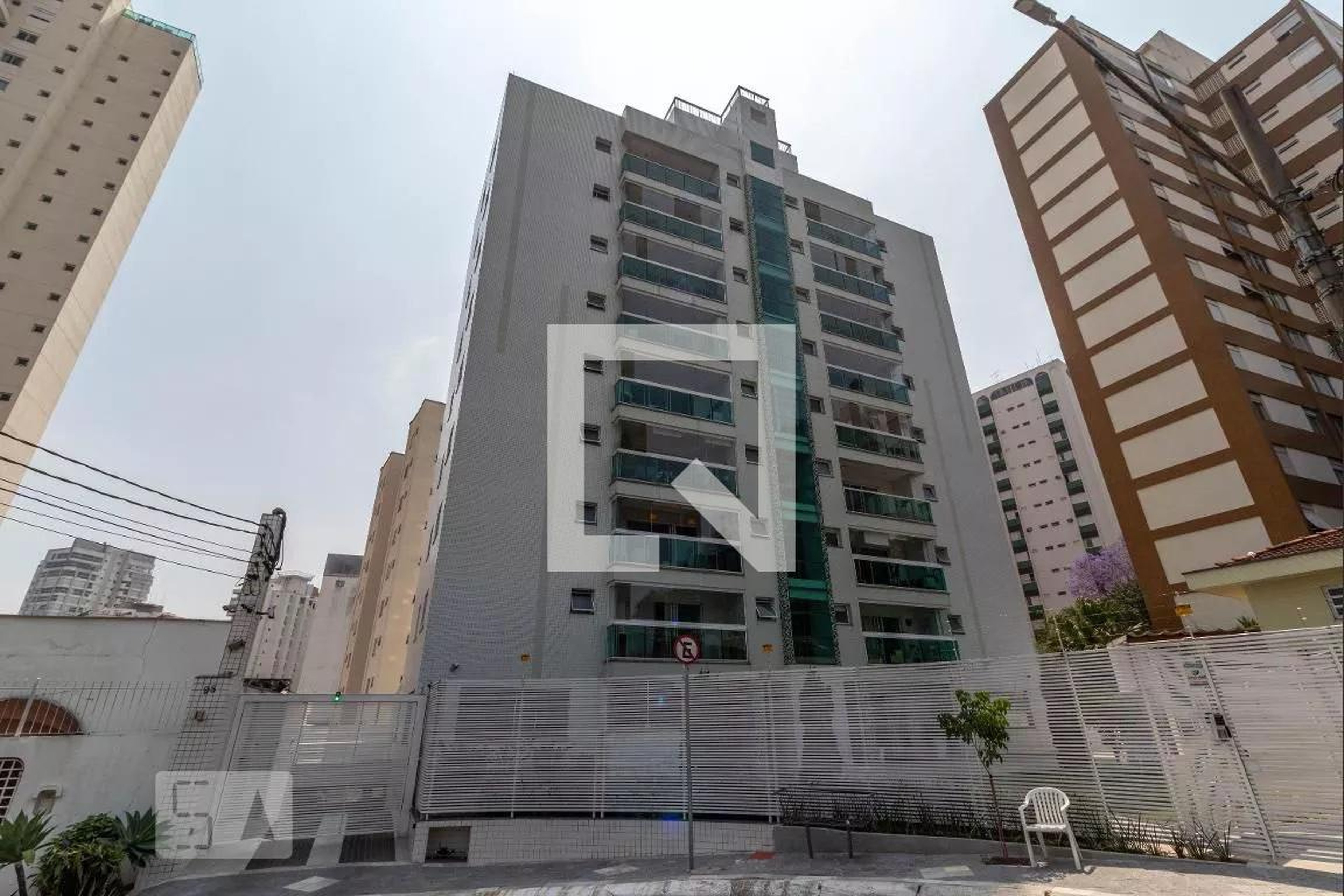 Fachada Condomínio em Rua Padre Donizetti Tavares de Lima, 92