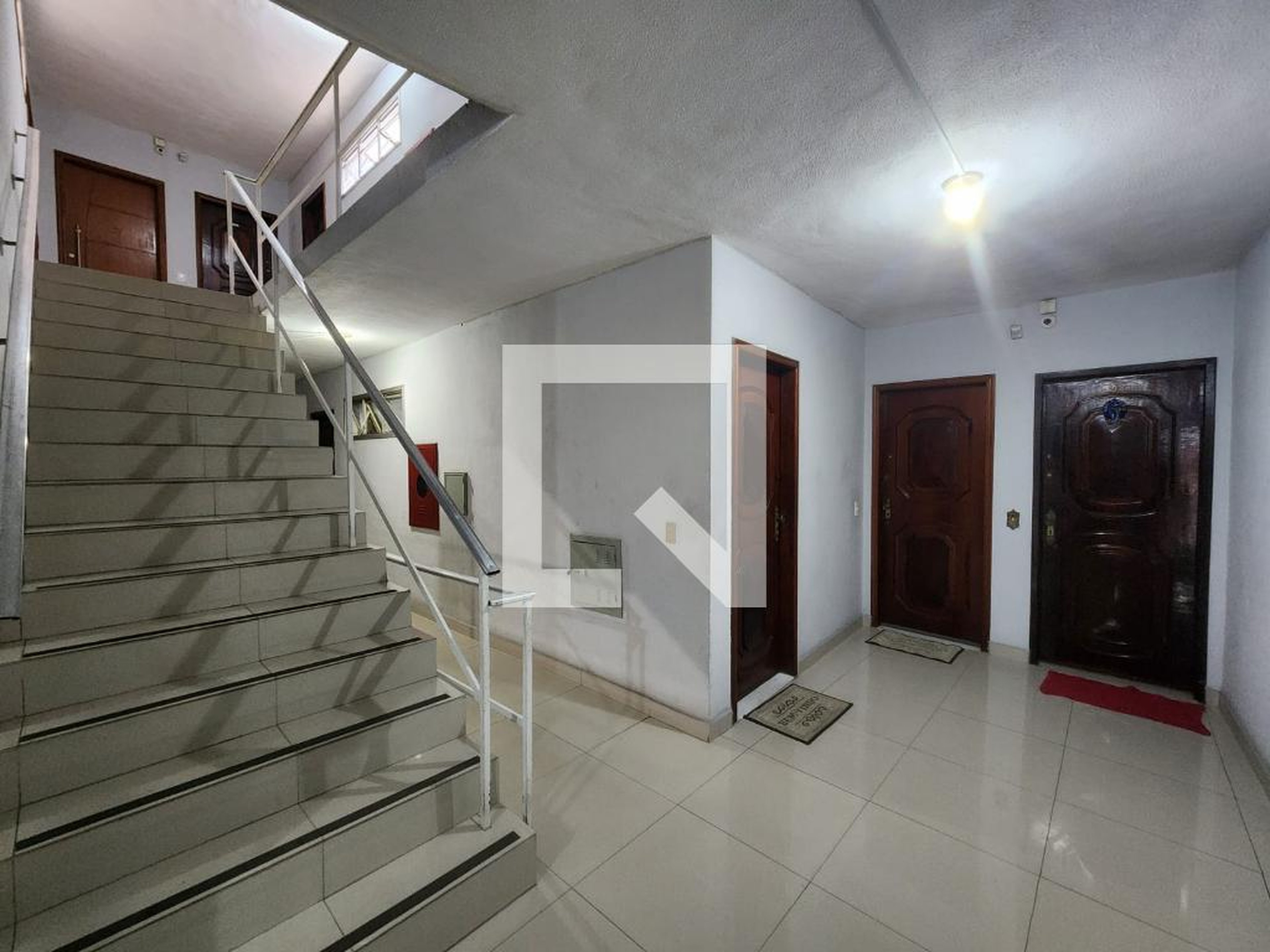 Fachada Condomínio em Travessa Carlos Cruz, 380