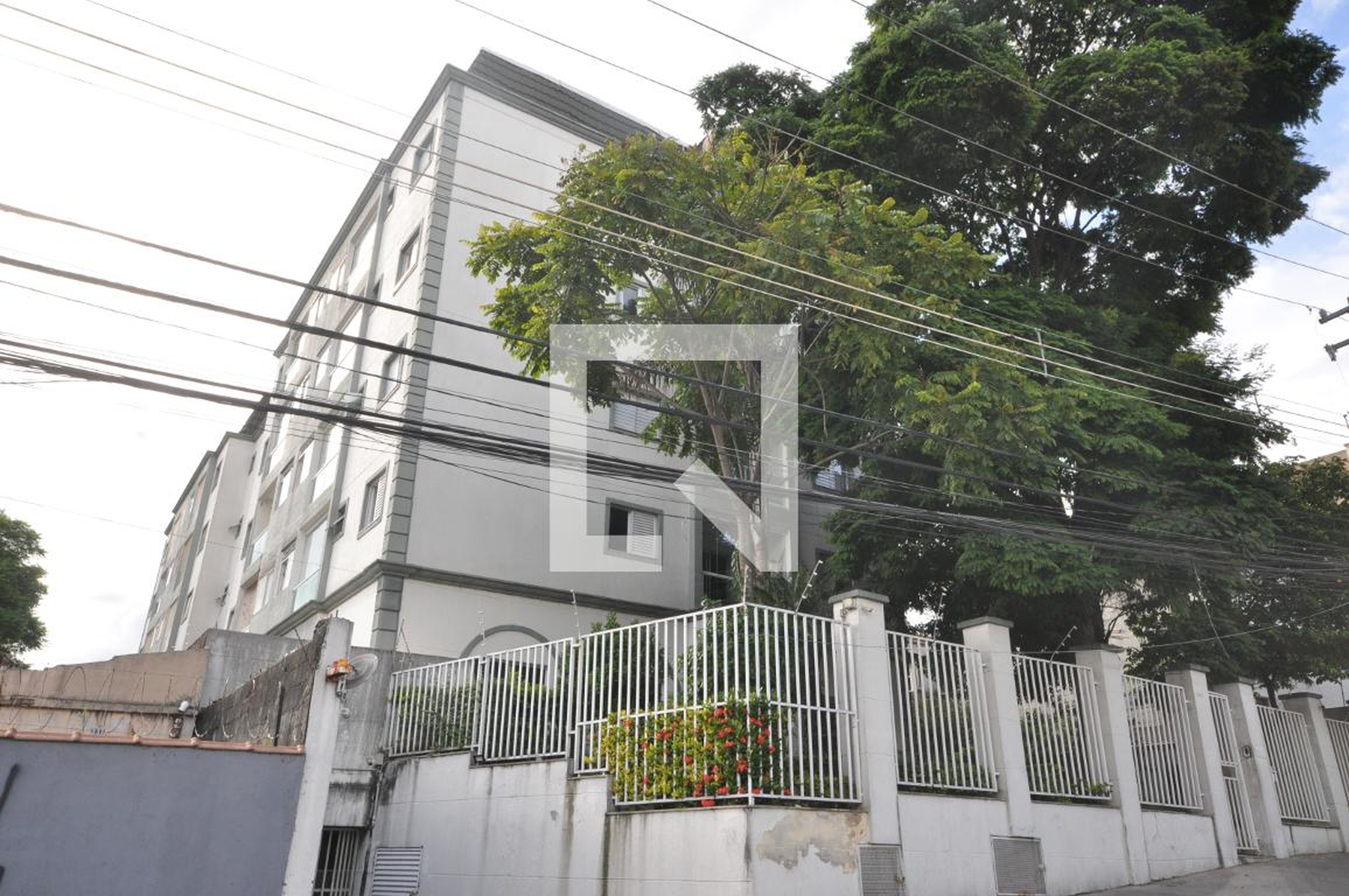 Fachada Condomínio Residência Angelina