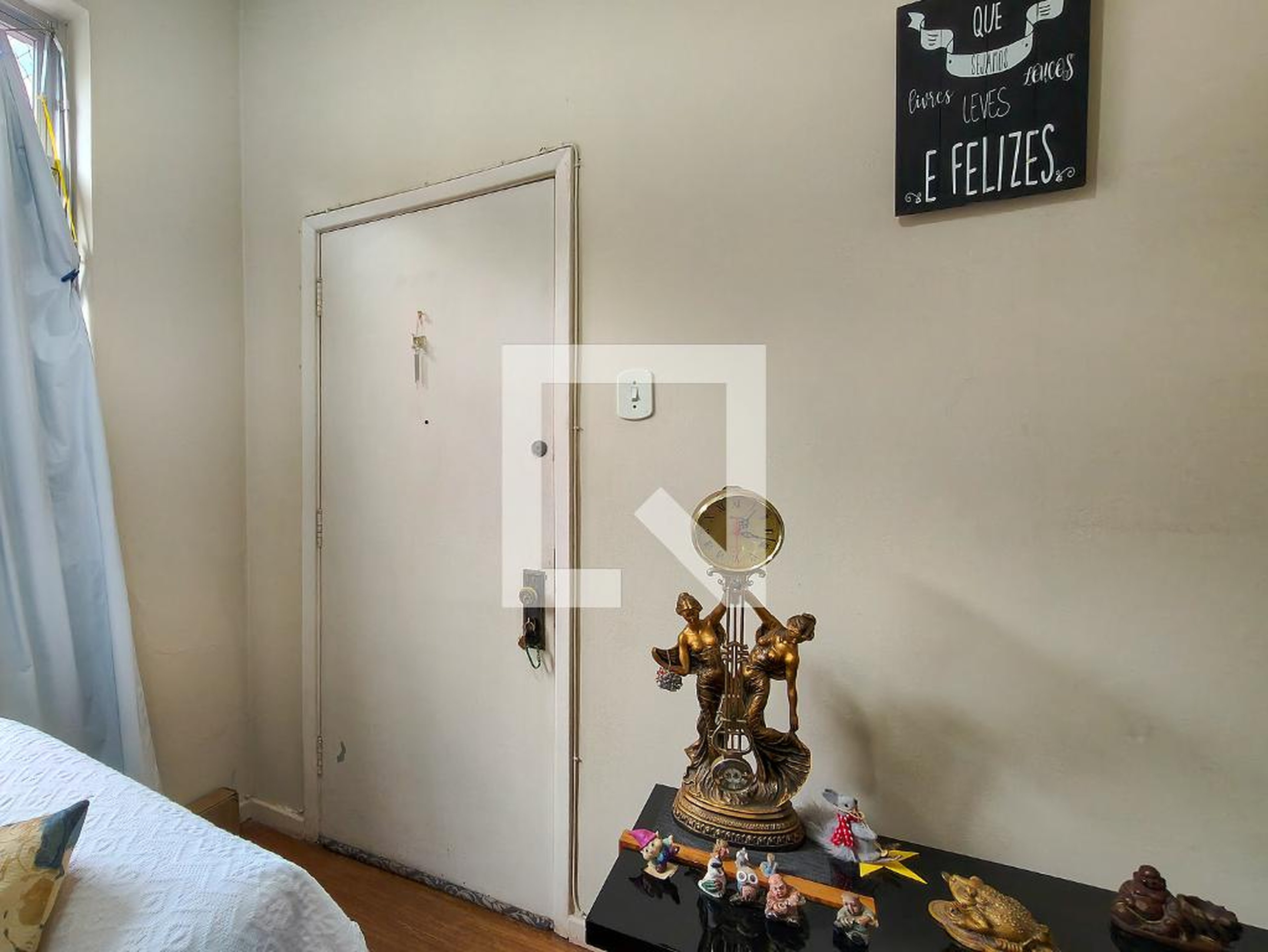 Entrada Condomínio em Travessa Caruaru, 28