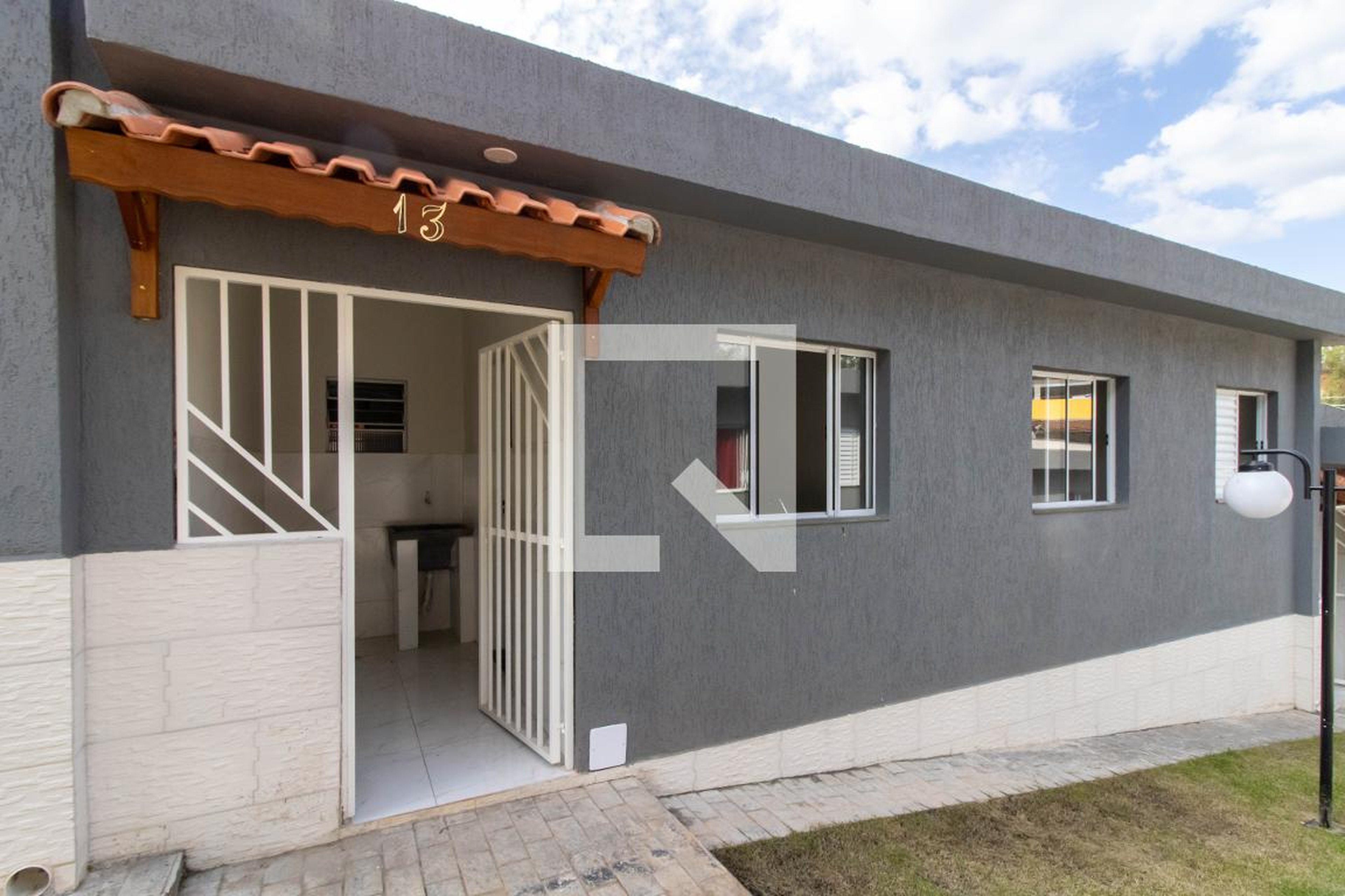 Fachada Condomínio em Rua Terra Boa, 63