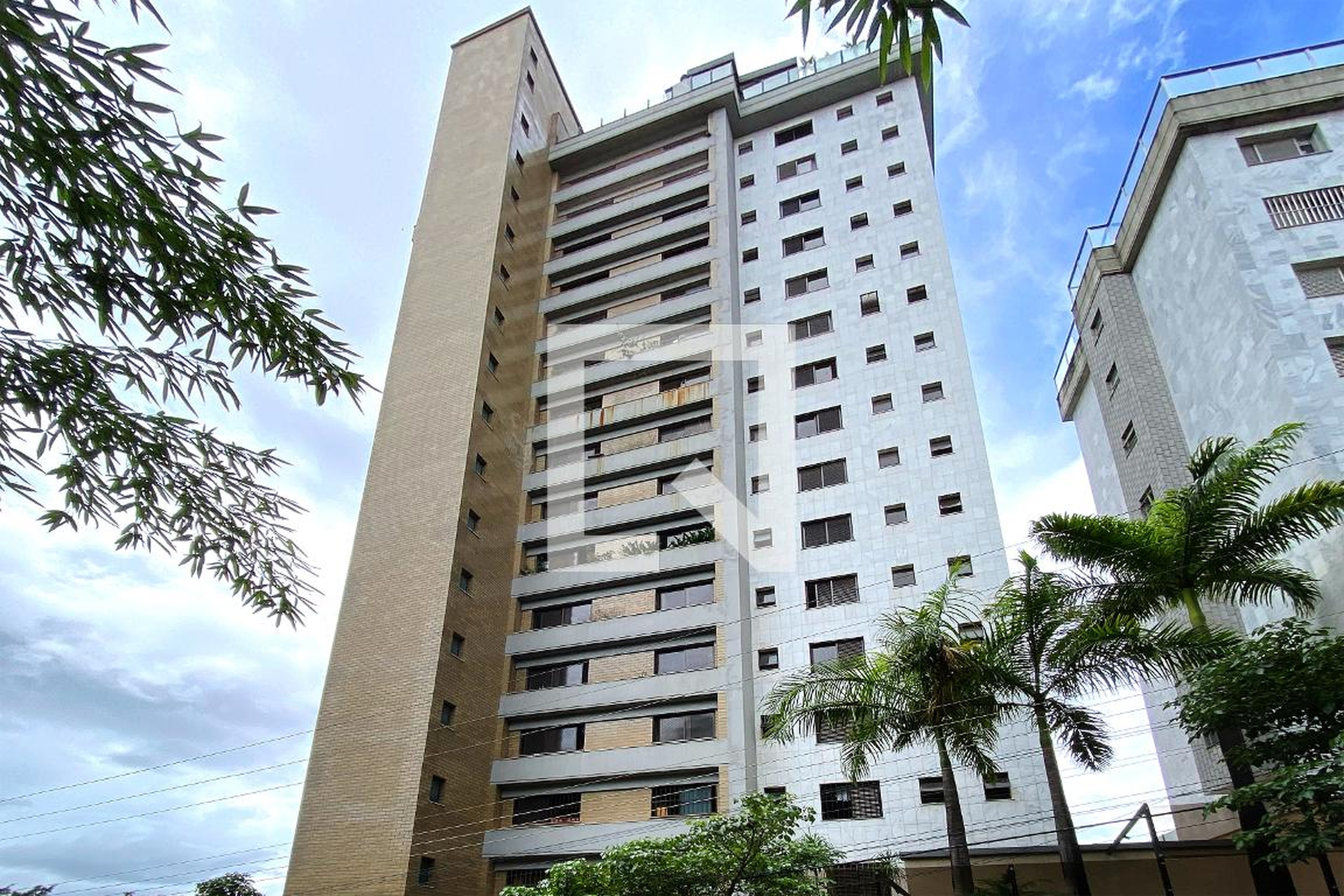 Fachada Condomínio Lubelia Mangenelli