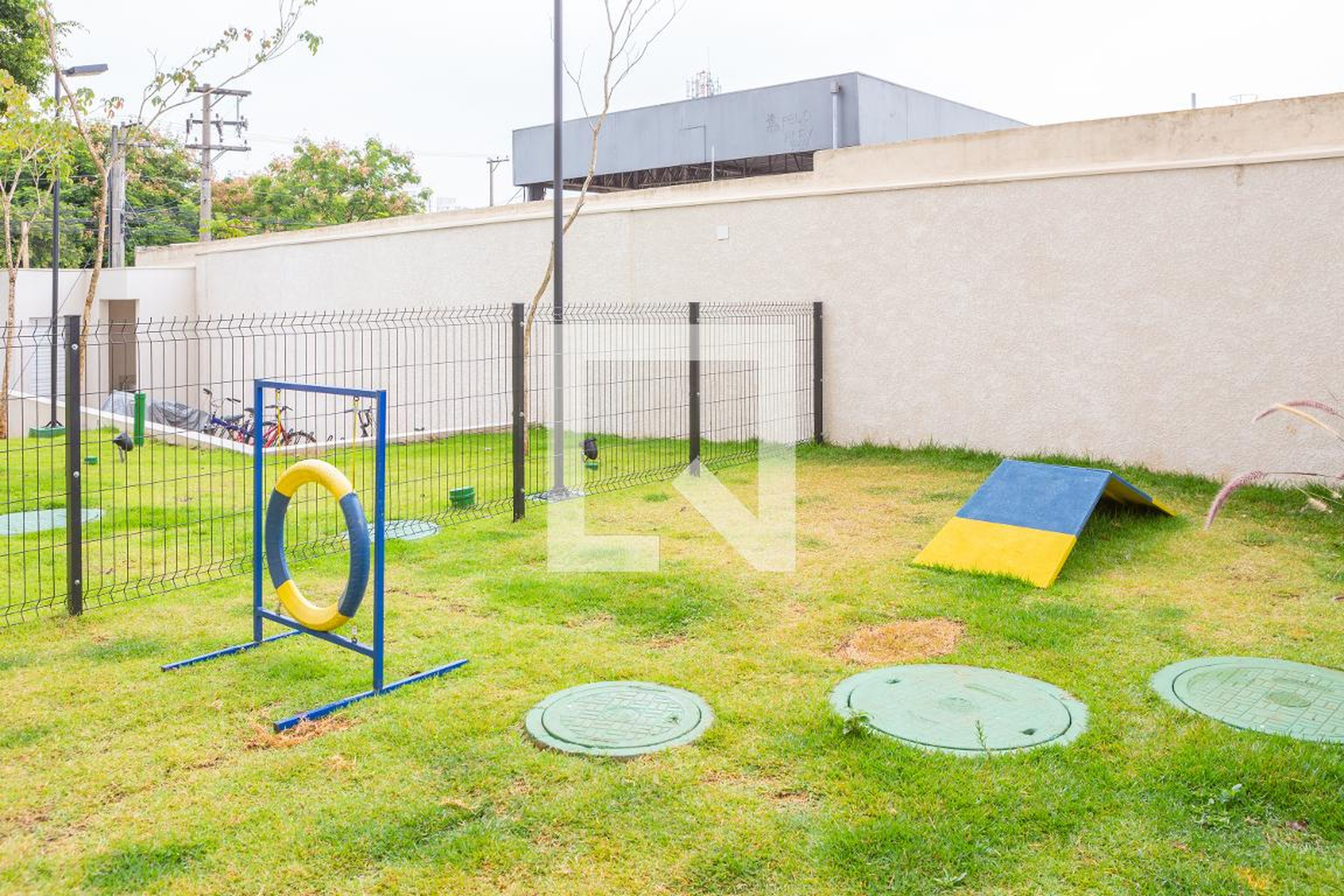 Espaço Pet - Plano e Plano & Estação Barra Funda