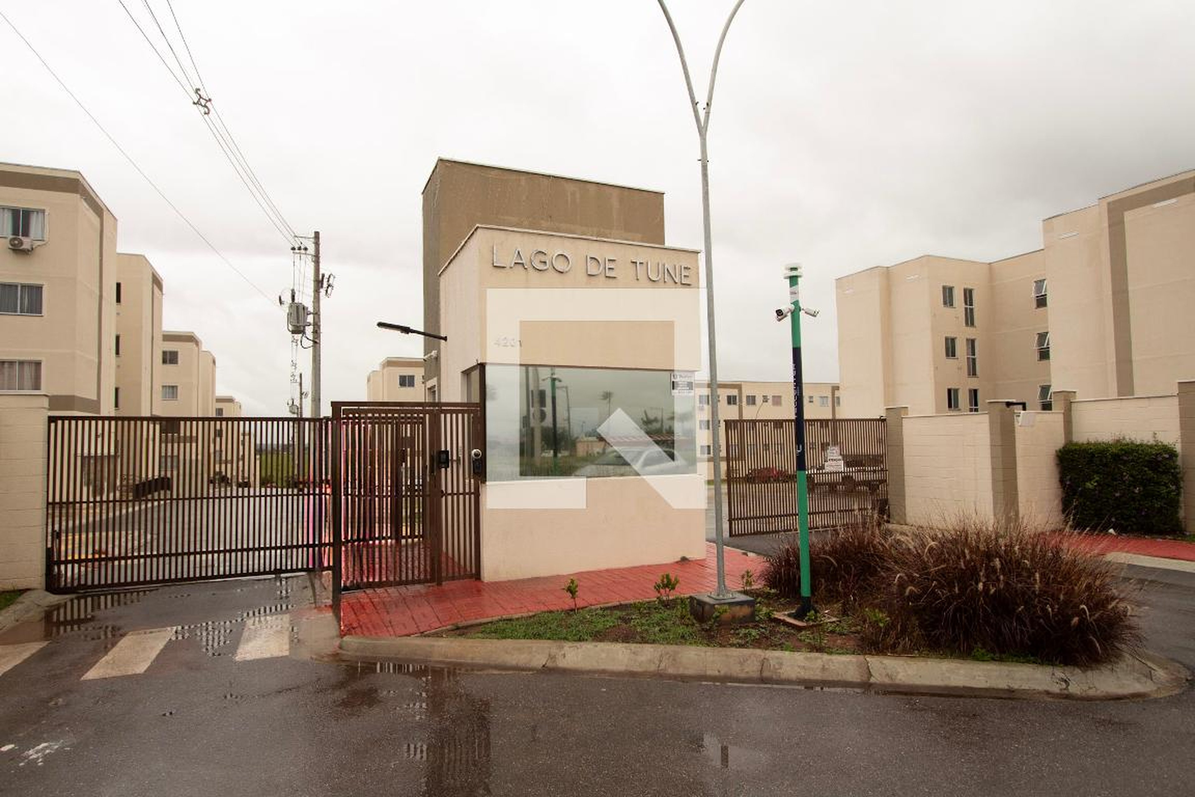 Fachada Condomínio Lago de Tune