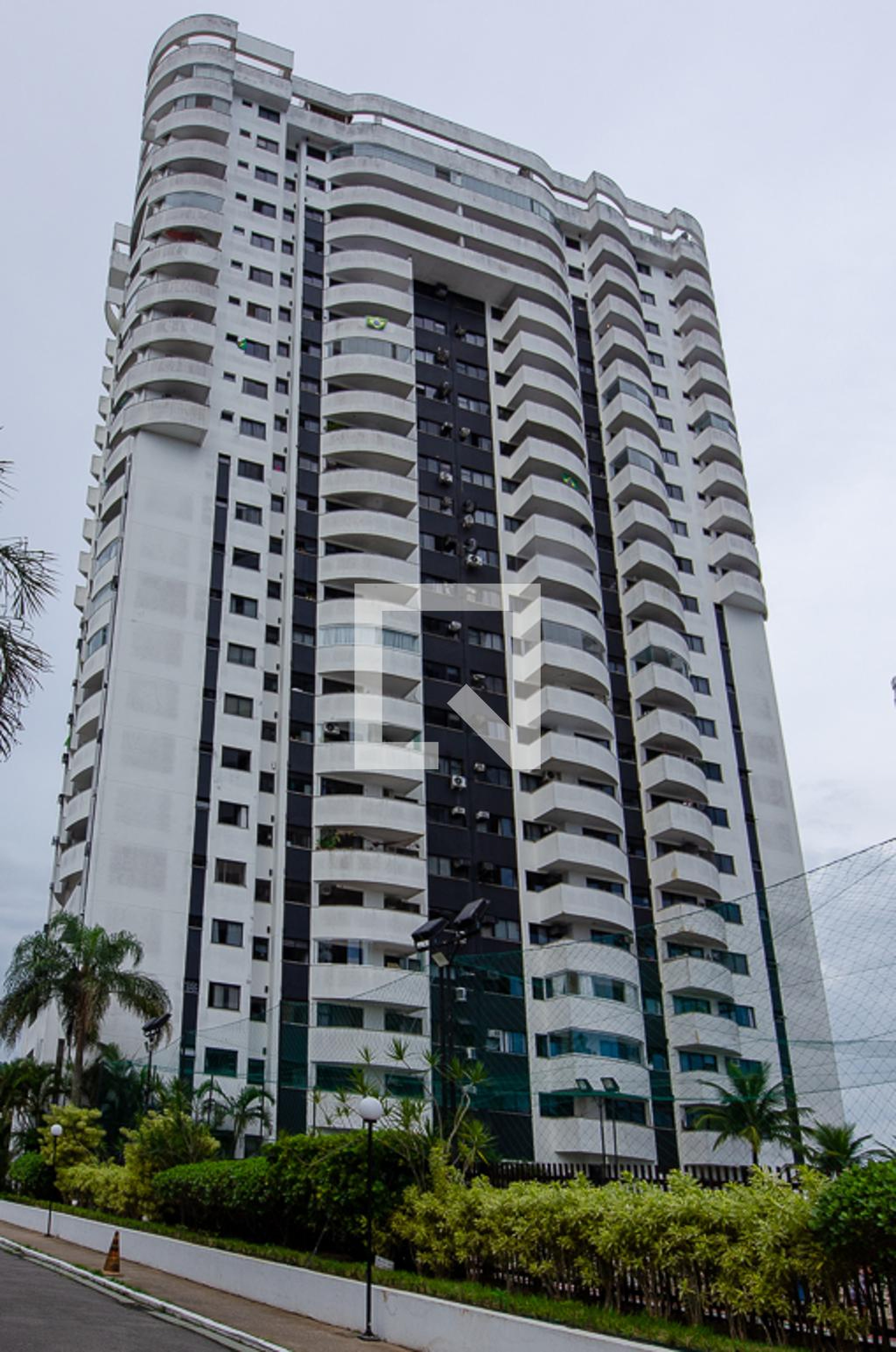 Fachada Condomínio Barra Bali