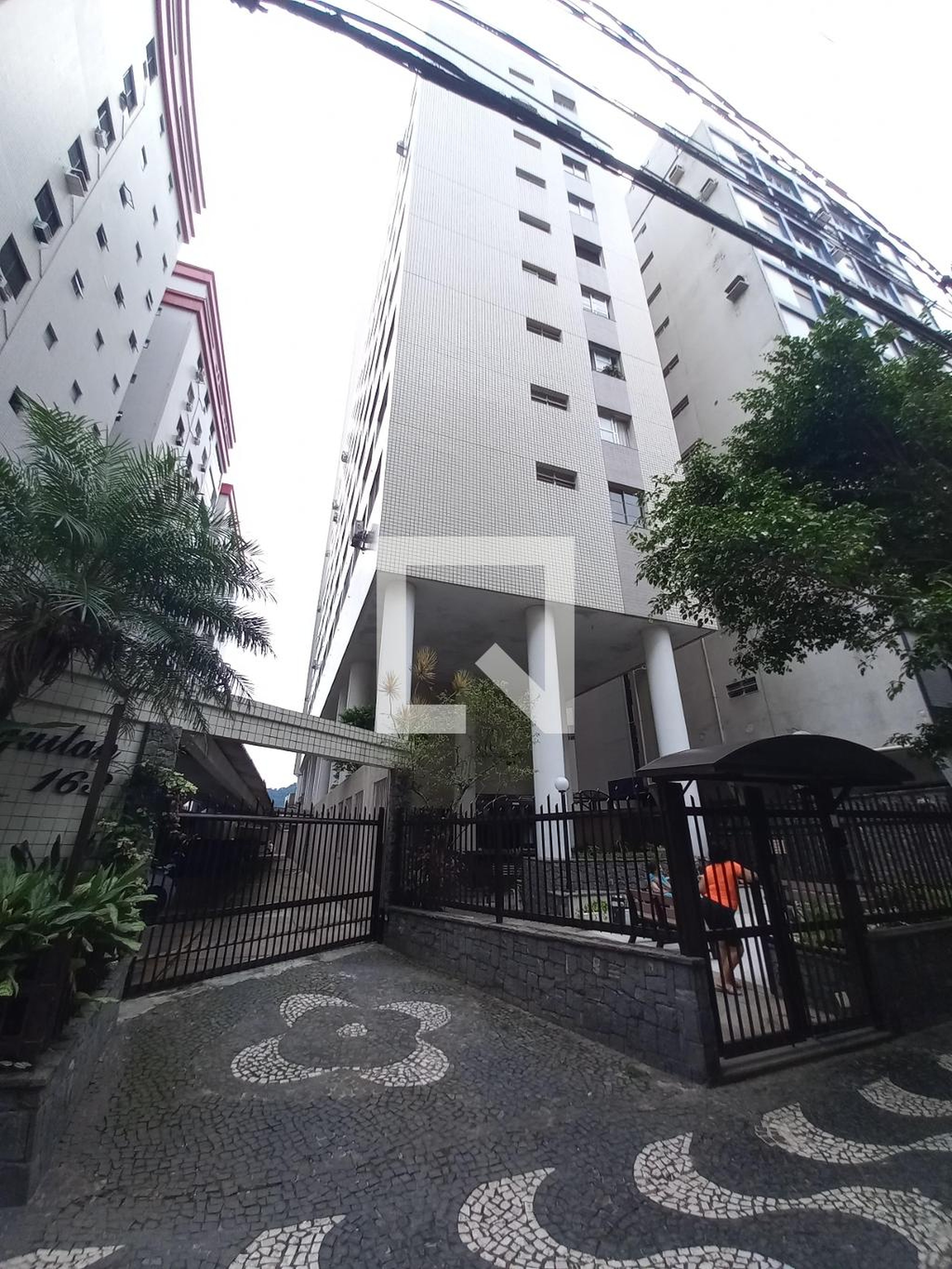 Fachada do Prédio Condomínio Iraquitan