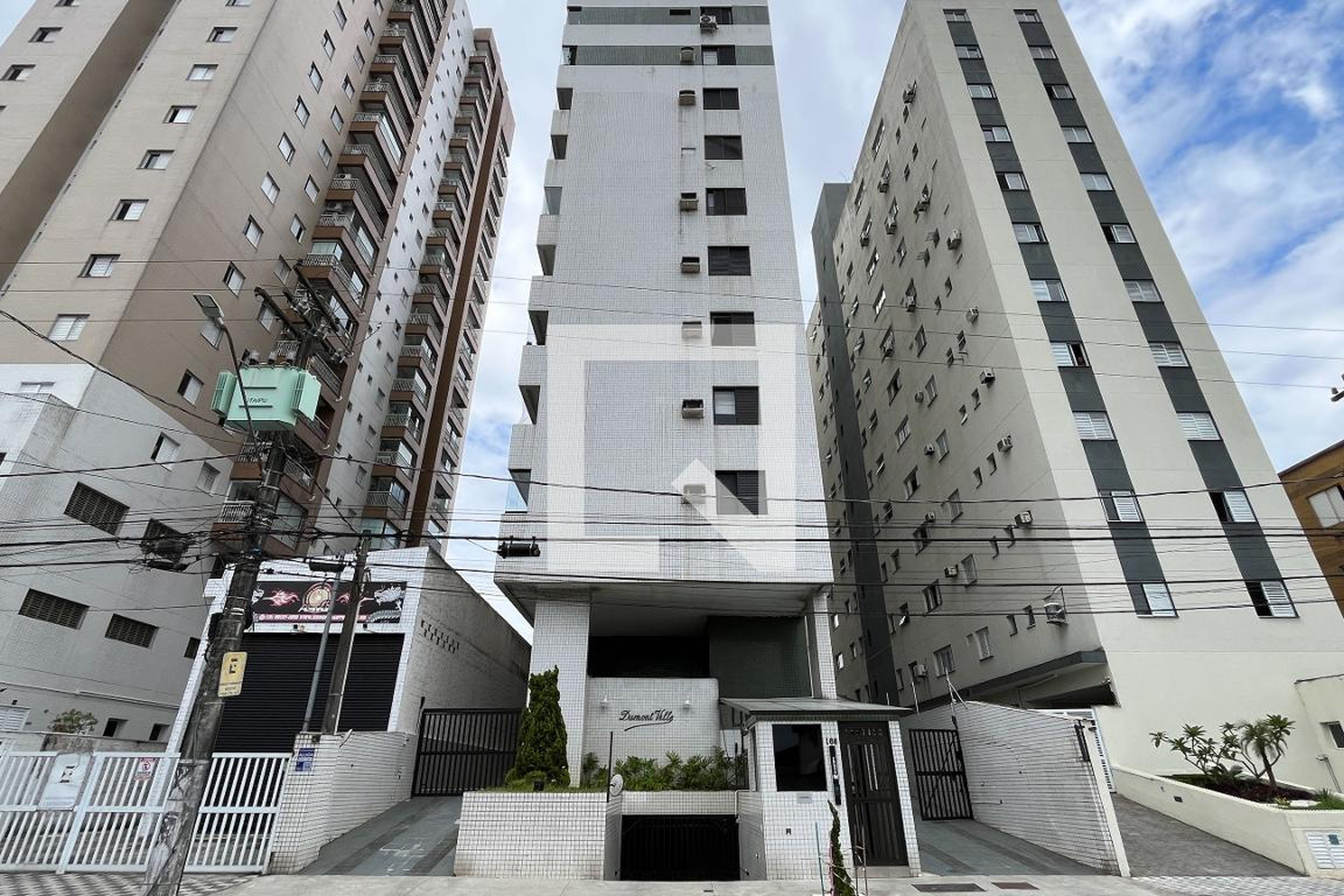 Fachada Condomínio Ed. Dumont Ville