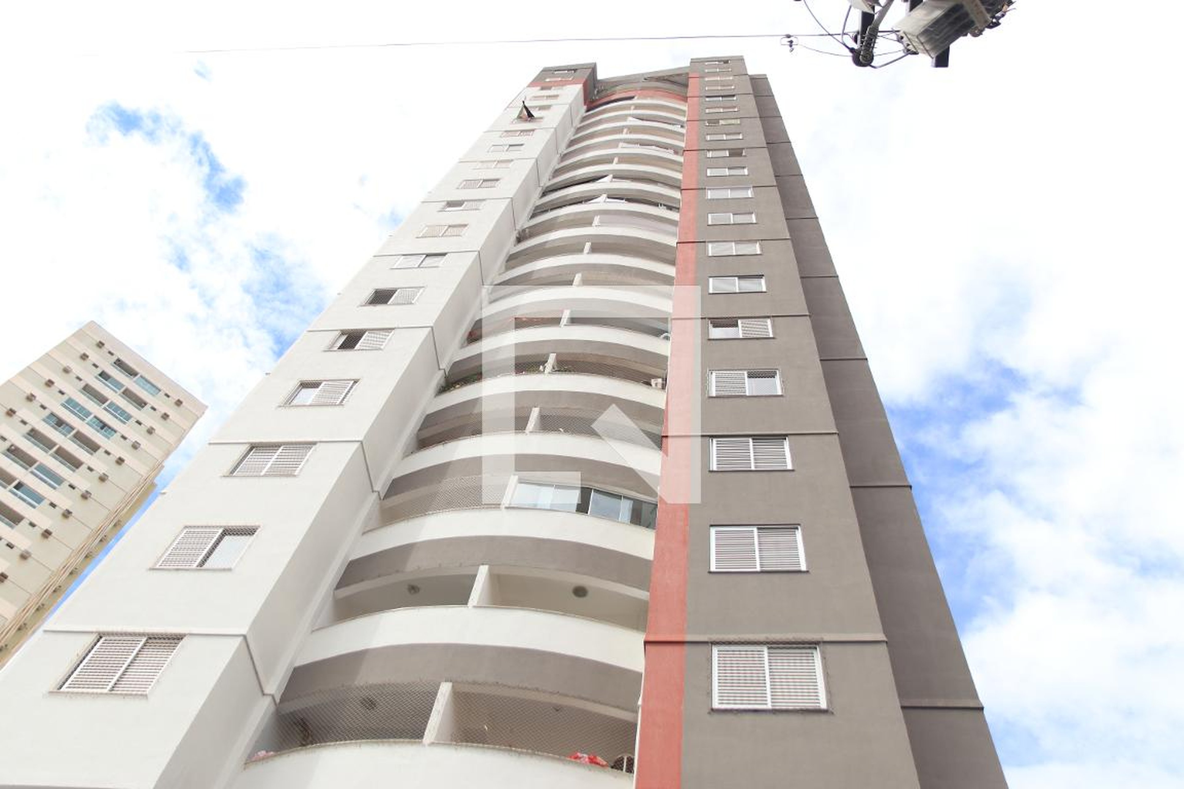 Fachada Condomínio Montella