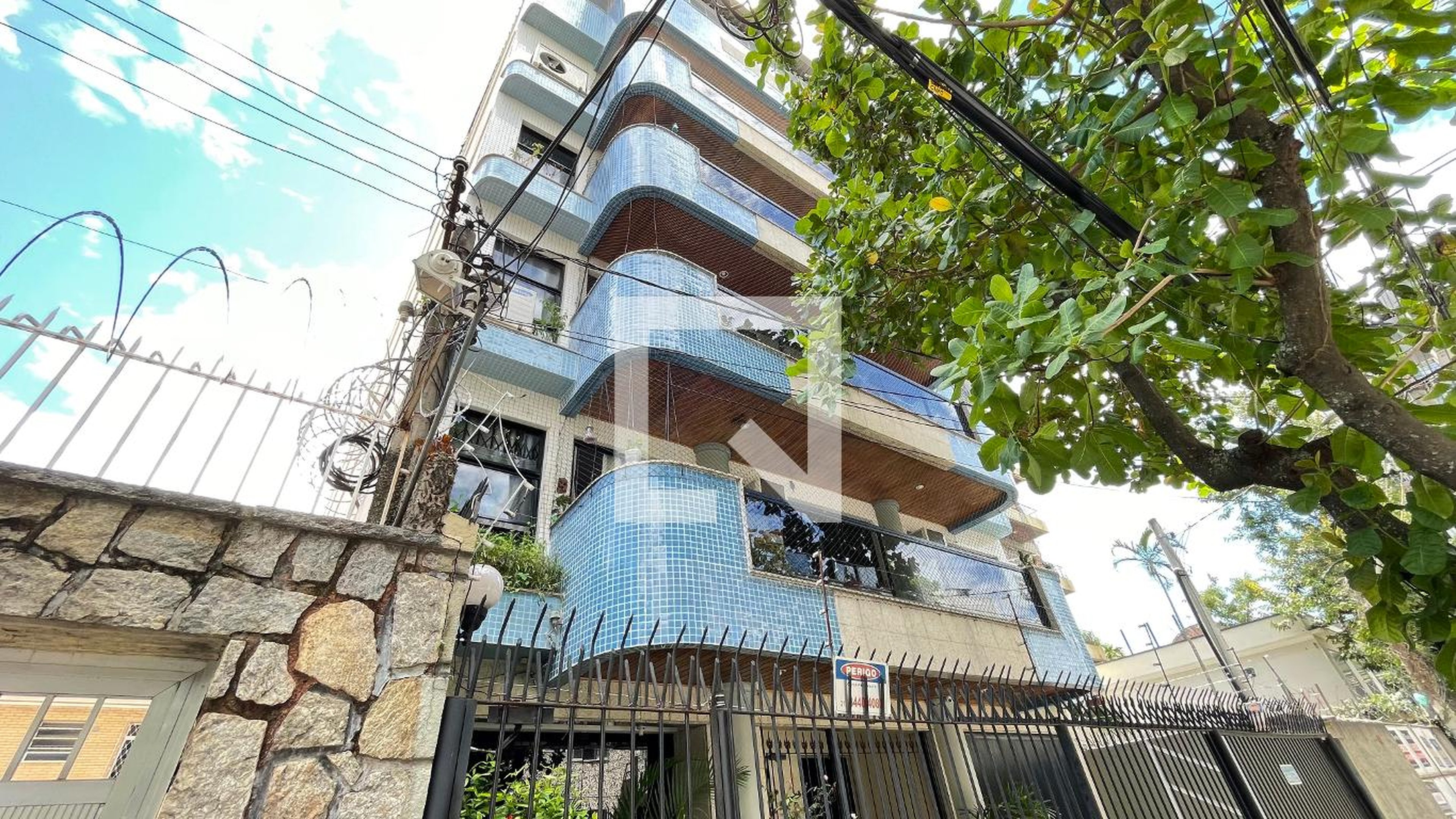 Fachada Condomínio em Rua Barão de Itaipu, 381