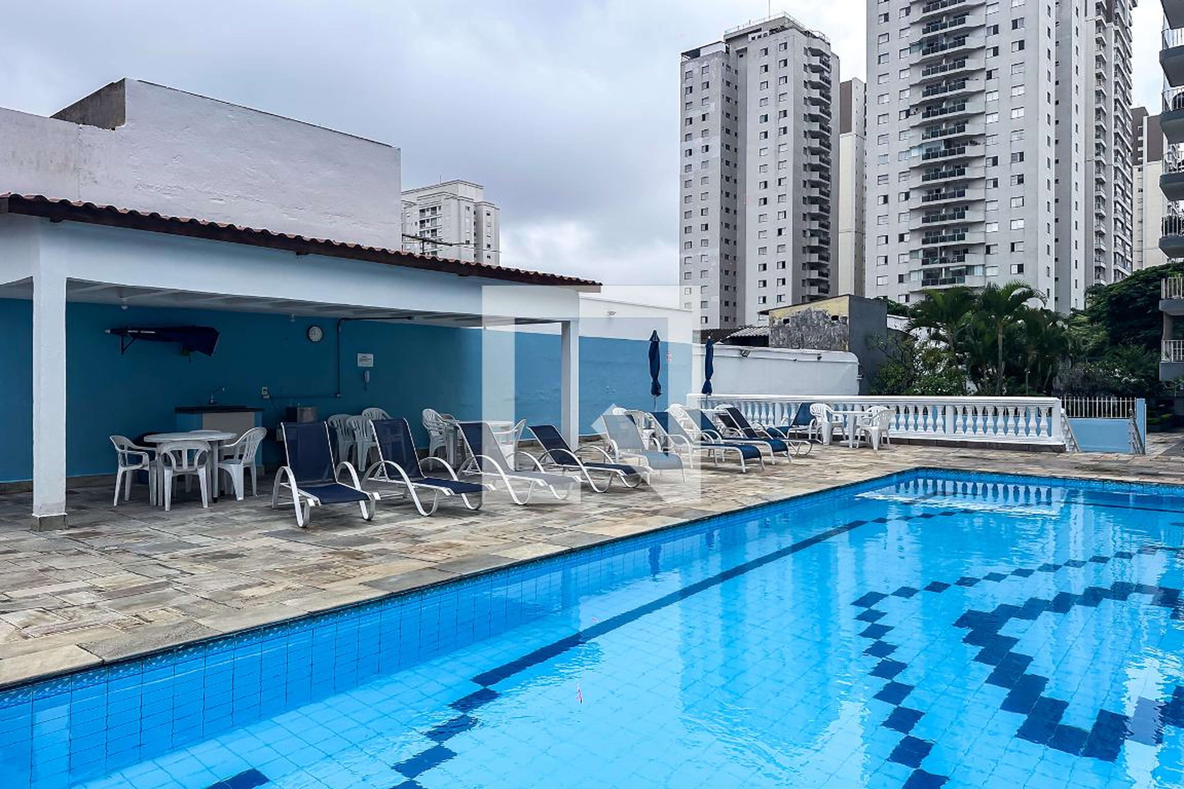 Piscina - Jardim Dampezzo