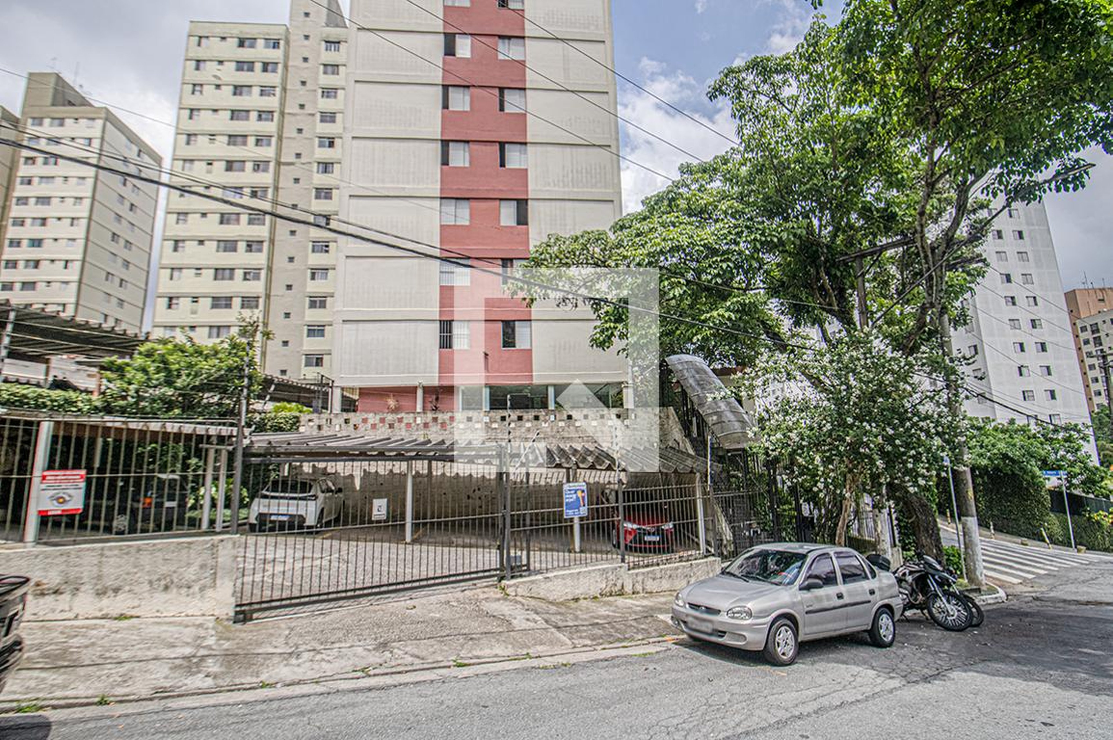 fachada Condomínio Conjunto Residencial Jardim Celeste II