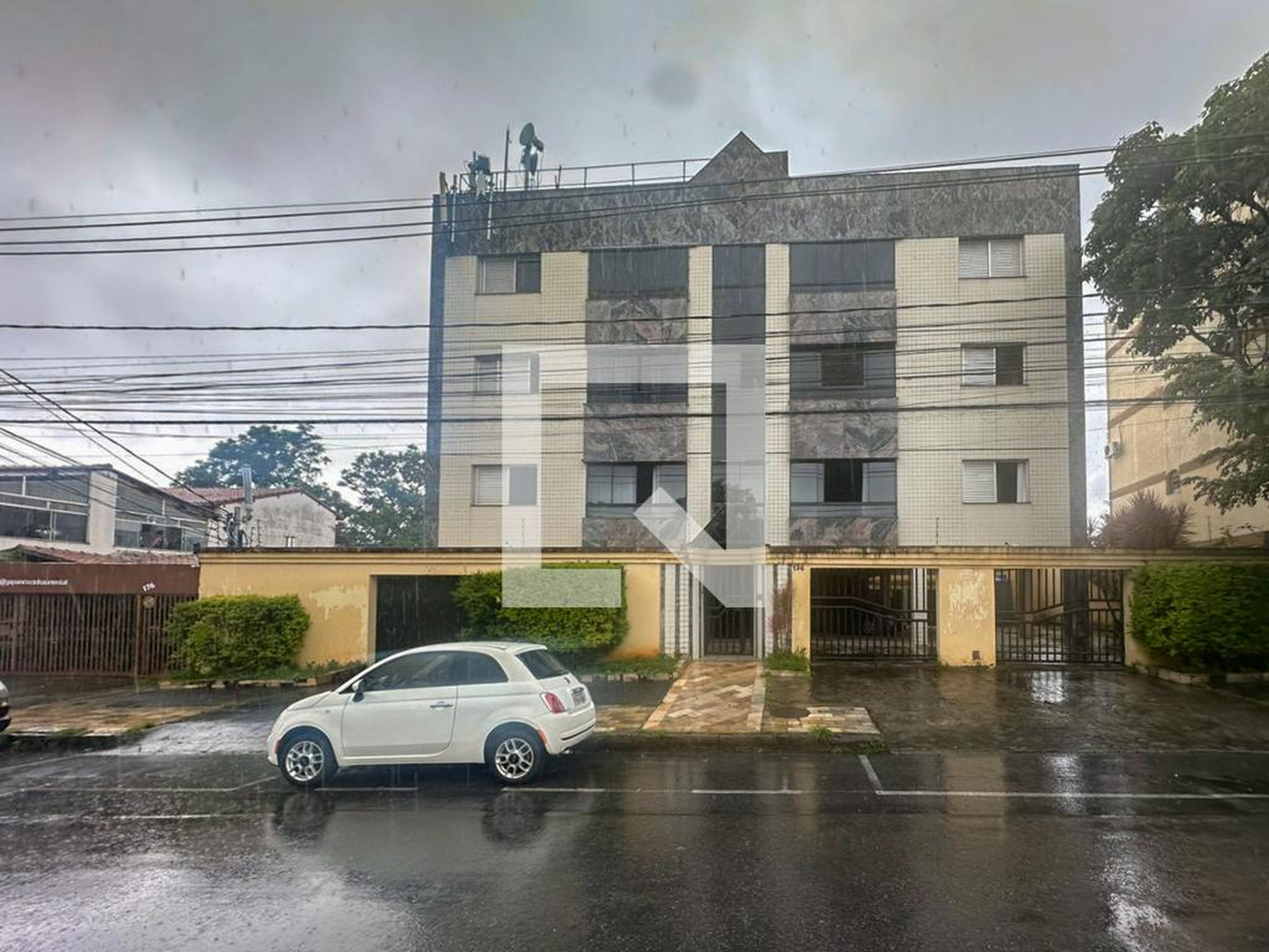 Fachada Condomínio em Avenida Guarapari, 126