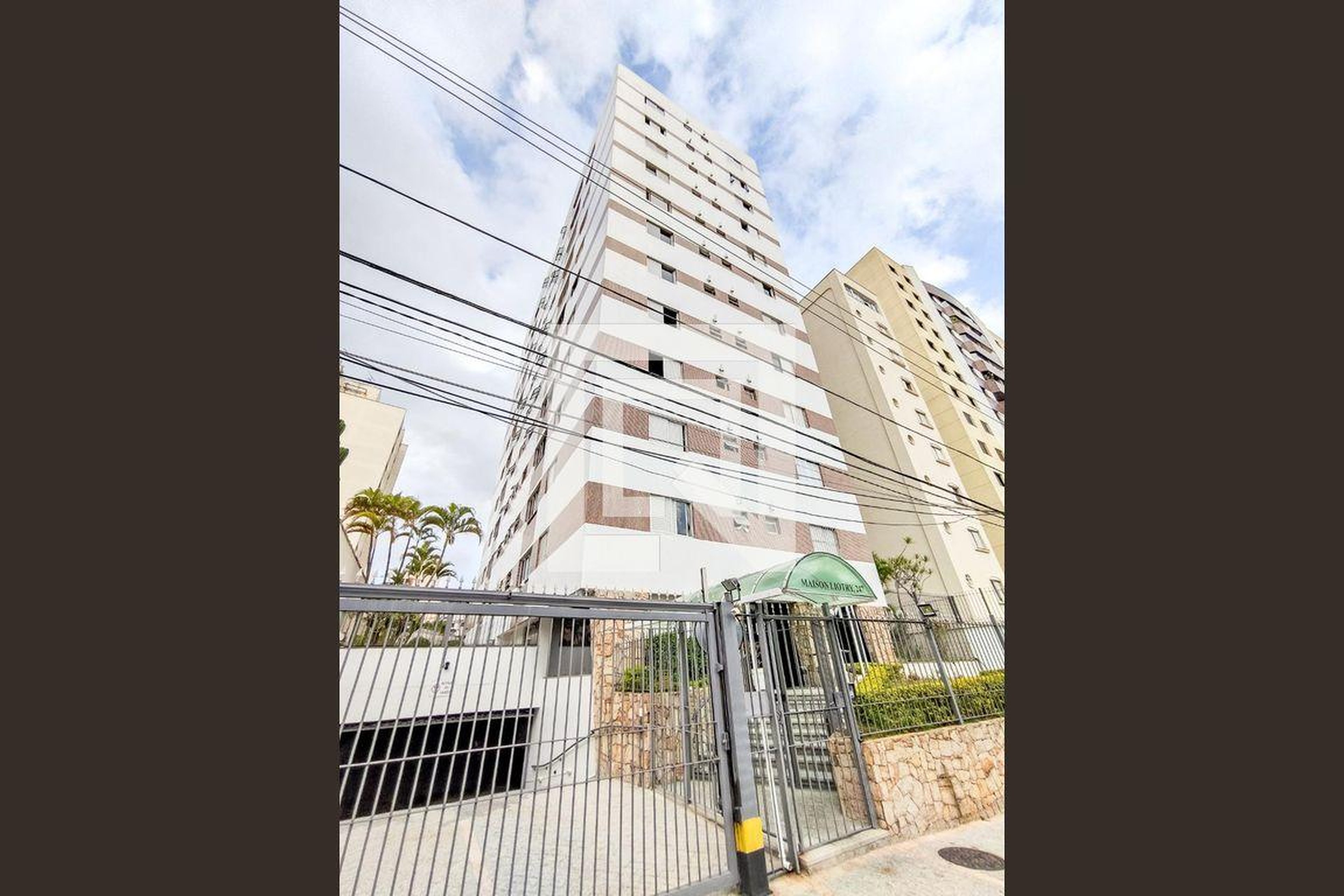 Fachada do Prédio Condomínio Maison Liotry