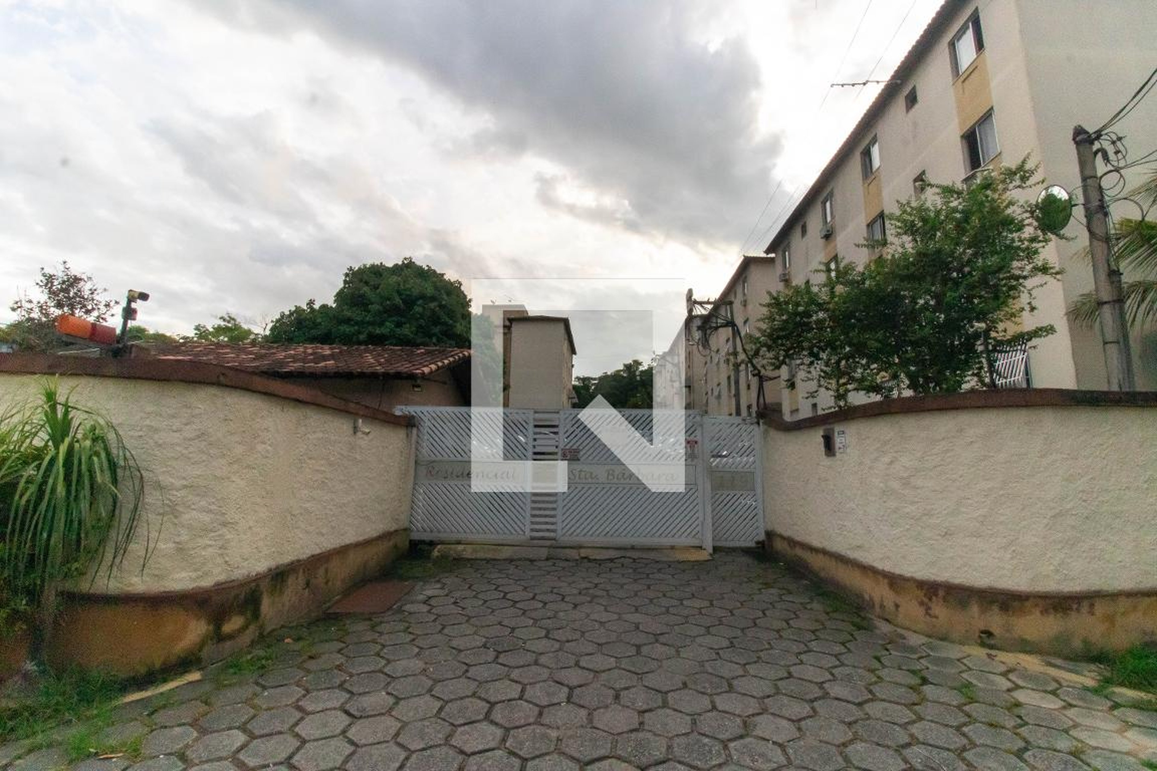 Fachada Residencial Santa Barbara