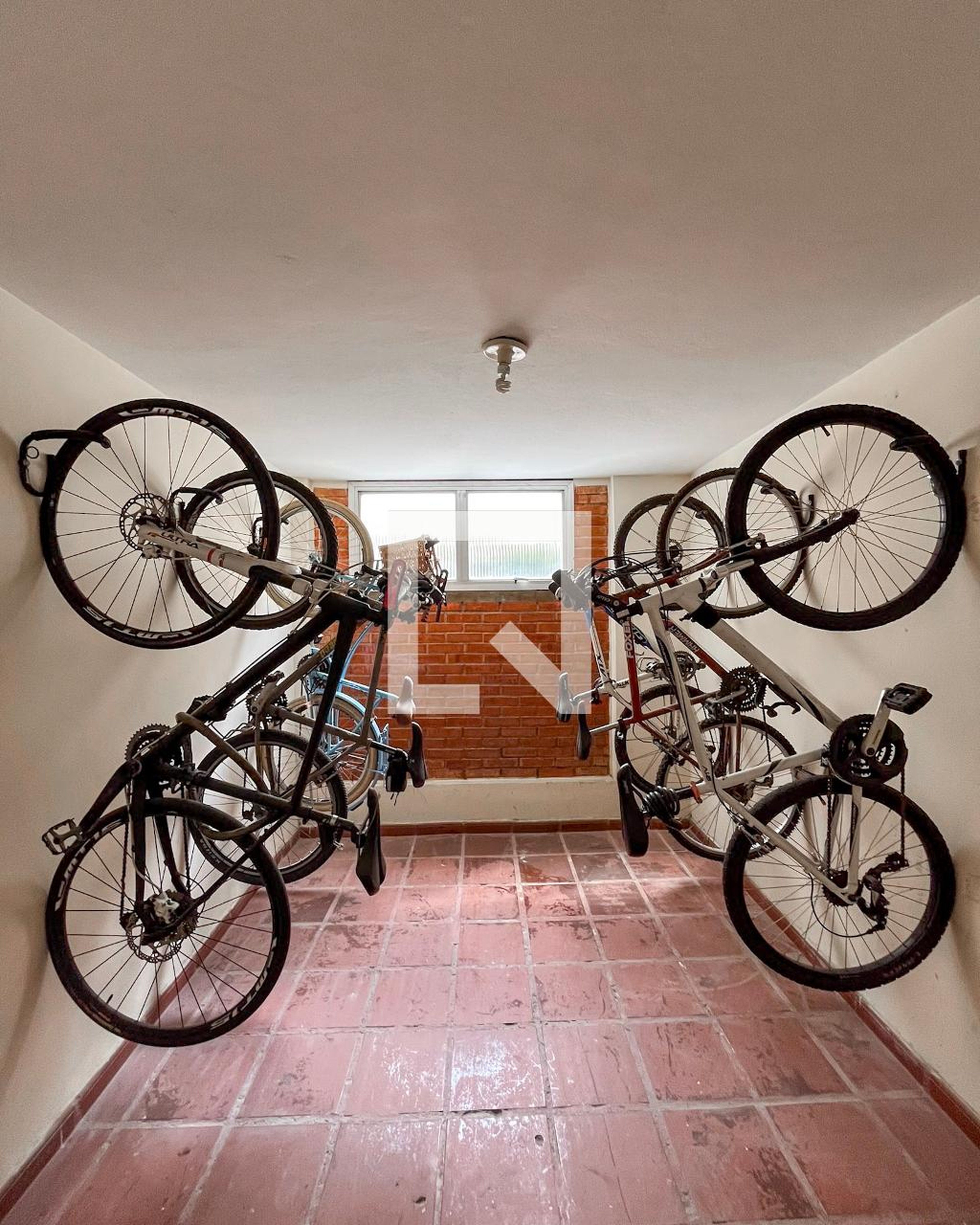 Bicicletario - Serra Dourada