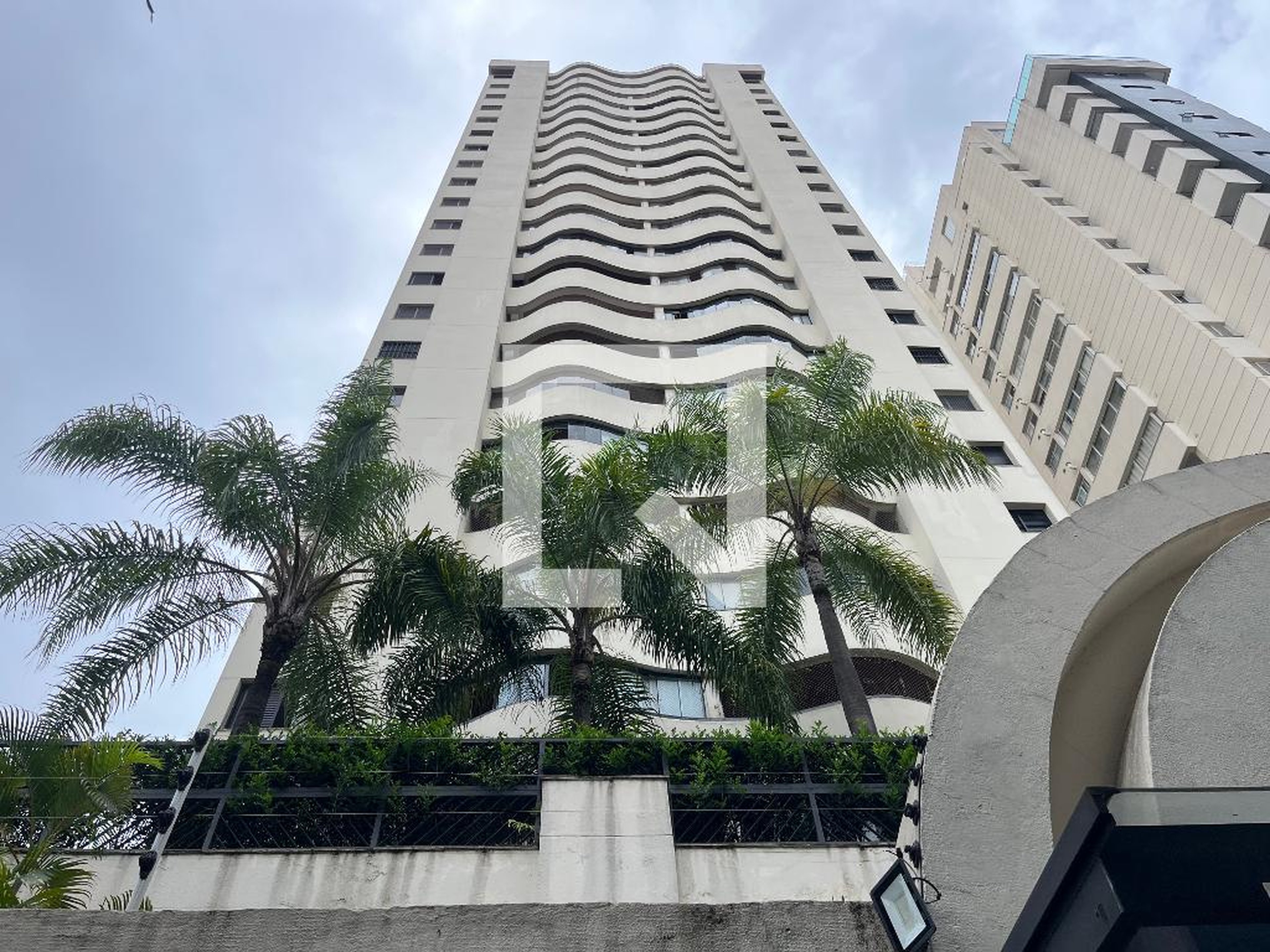 Fachada do Prédio Condomínio Világio de Assisi