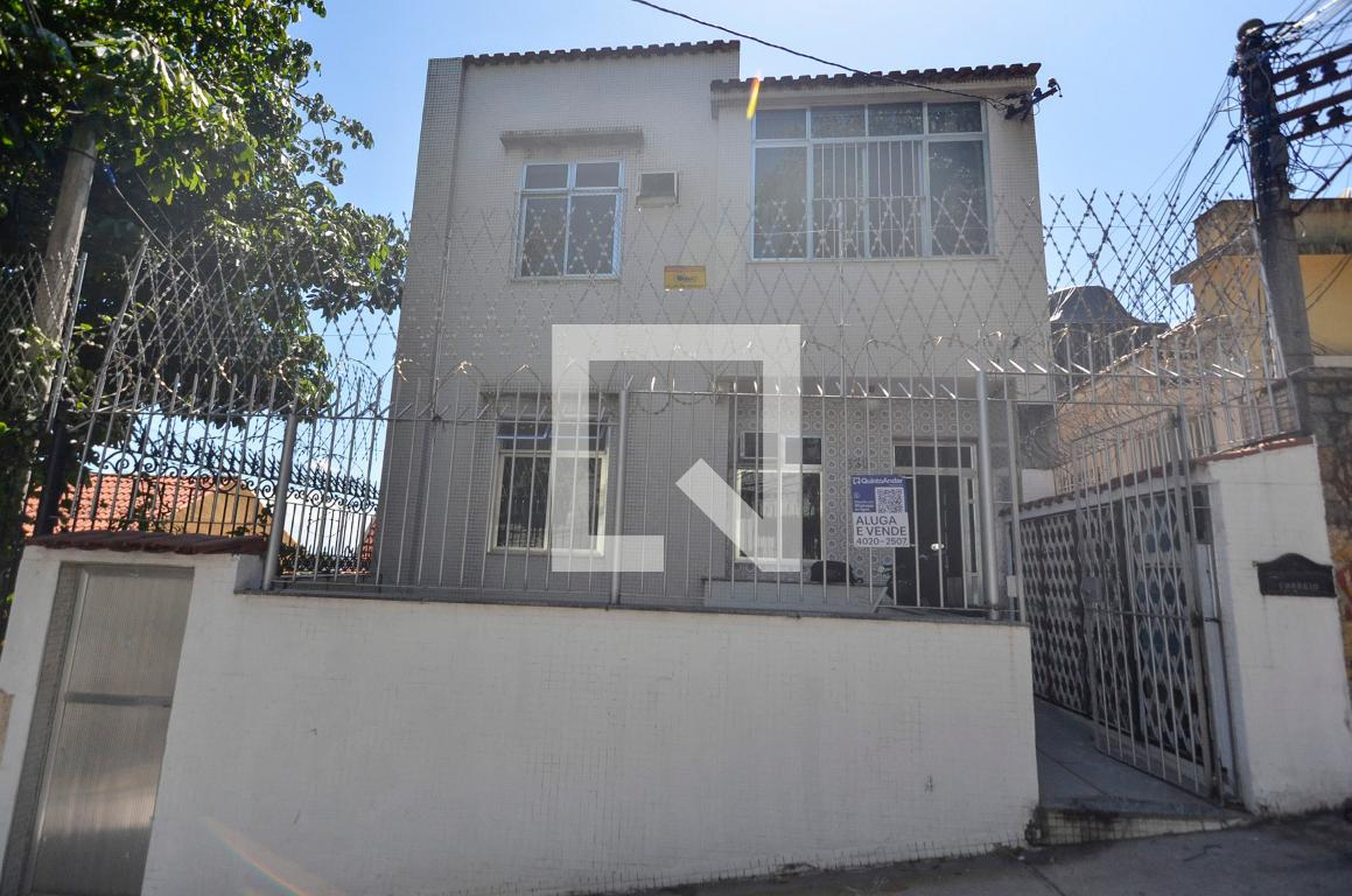 Fachada Condomínio em Rua Lopes Ferraz, 330
