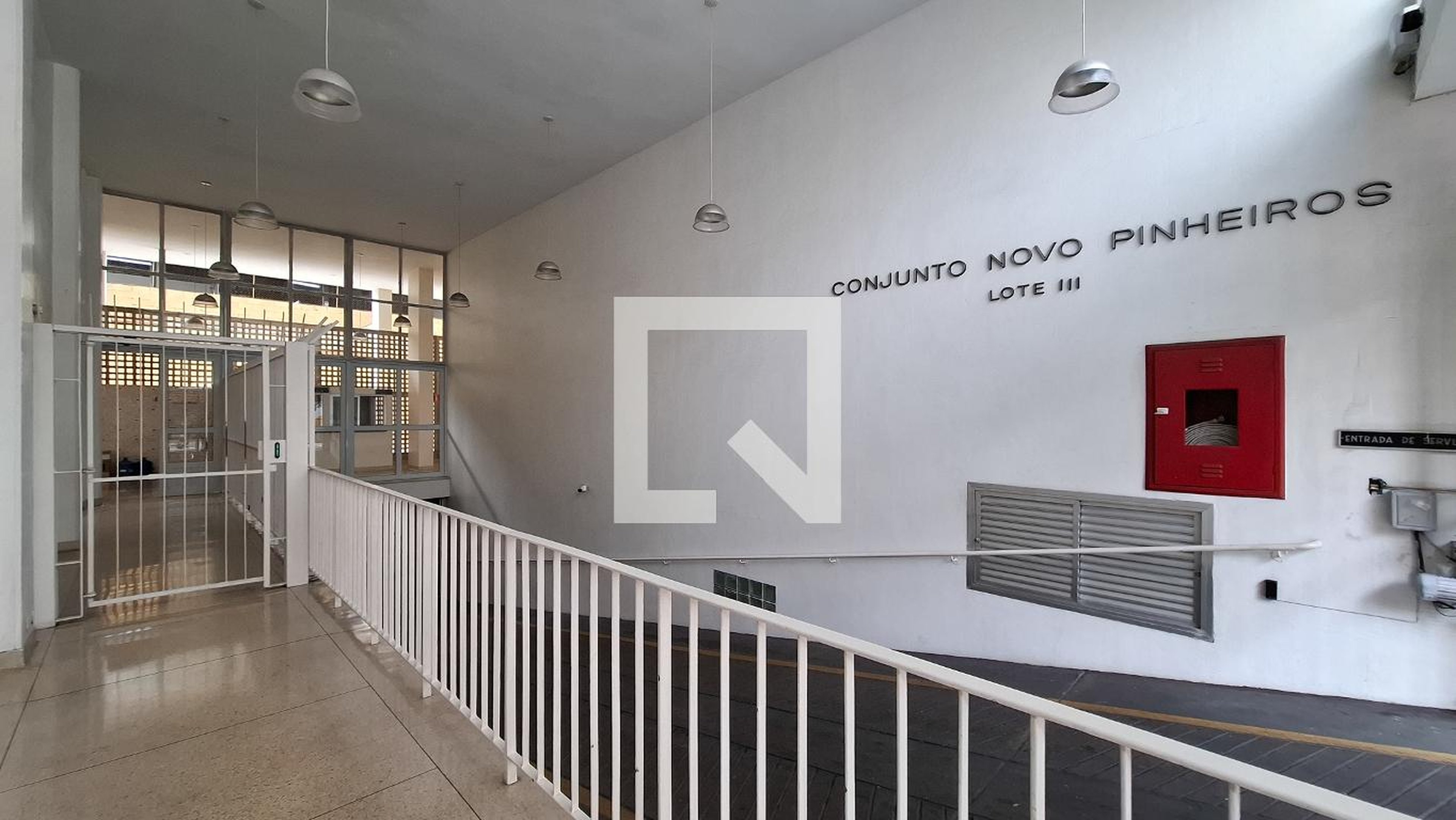 Entrada do Prédio - Edifício Conjunto Novo Pinheiros Lote III