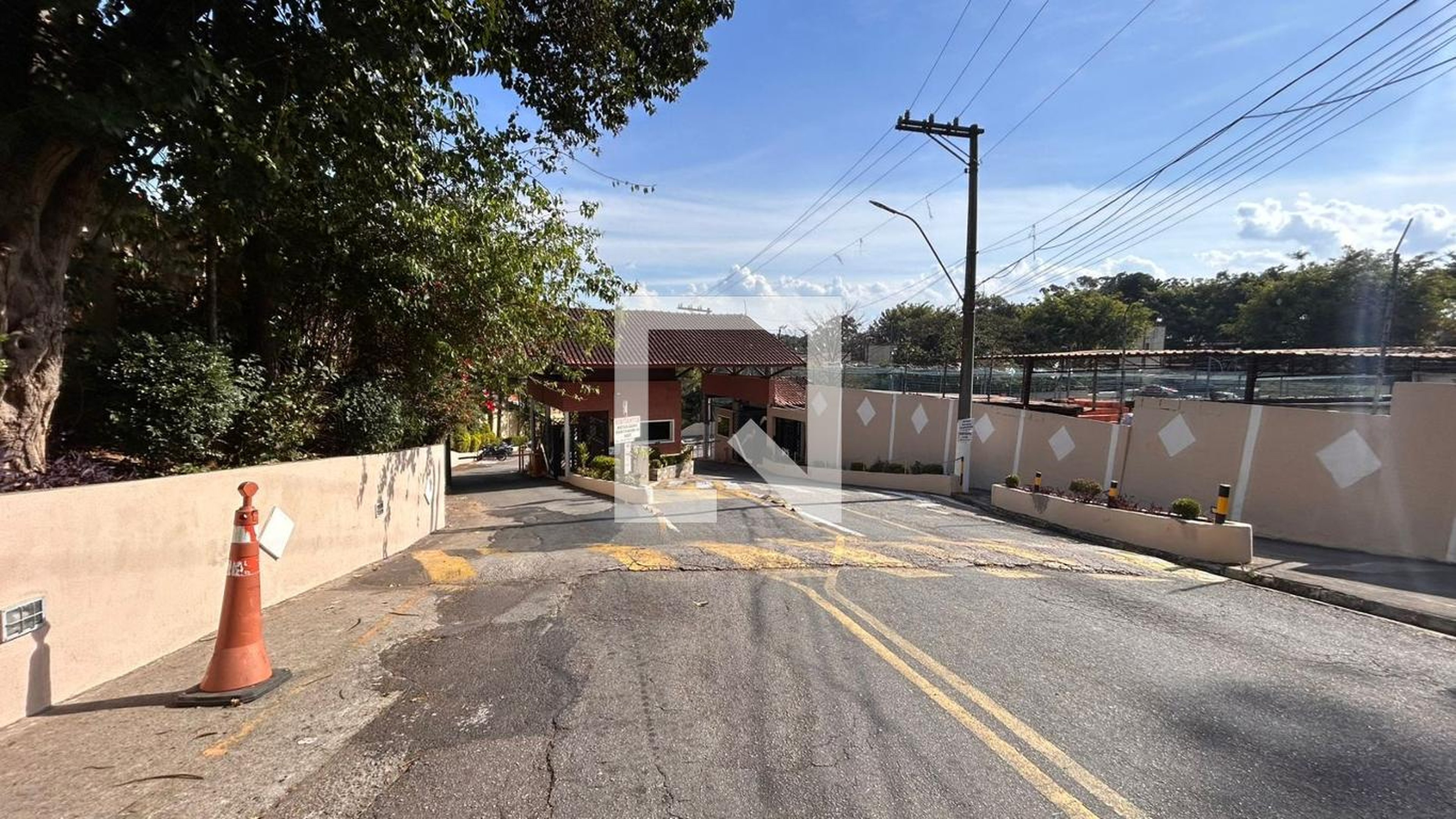 Fachada Condomínio Conjunto Jardim Cupecê