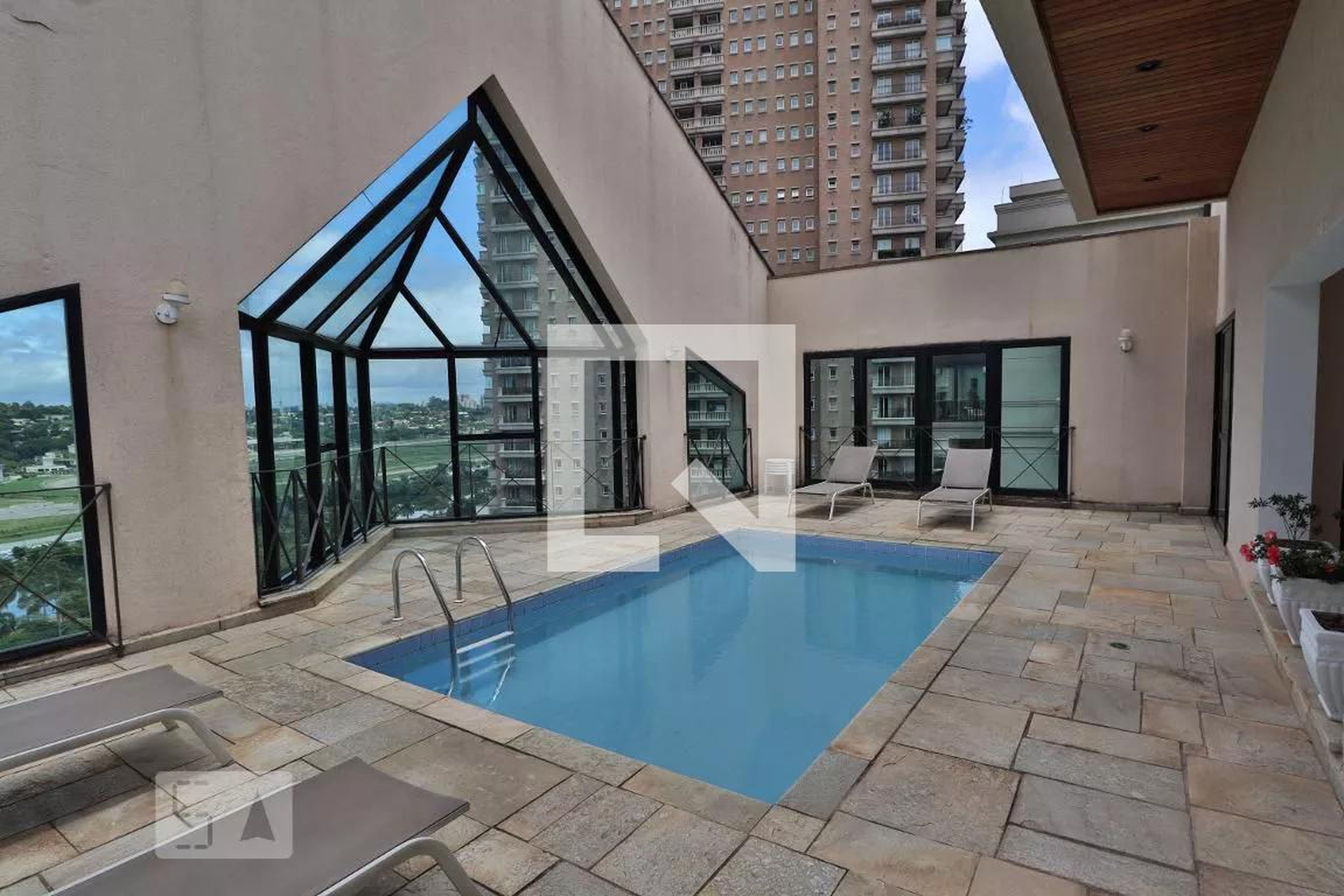 Piscina - The Metropolitan Hall