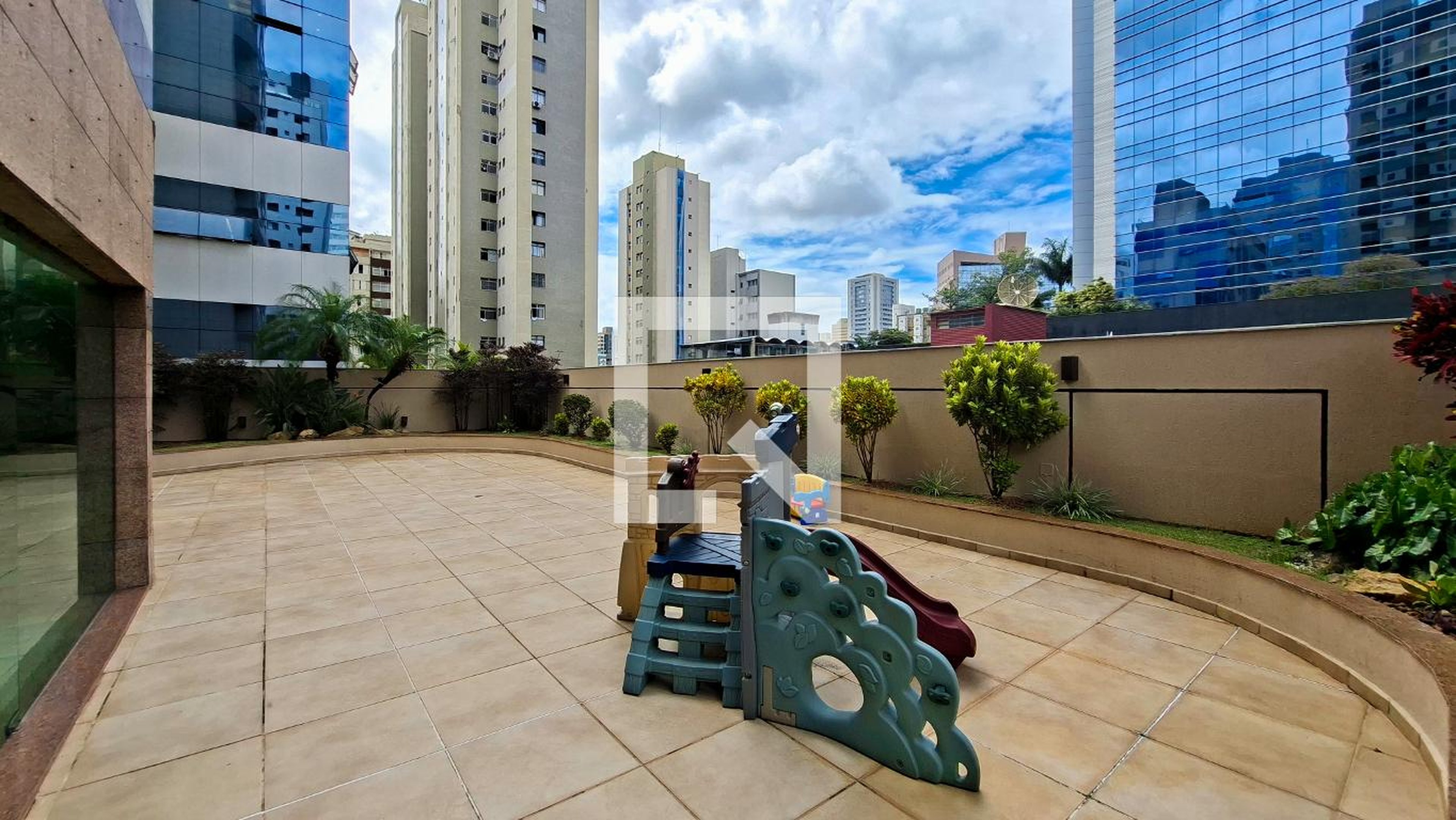 Playground - Edifício La Rochelle