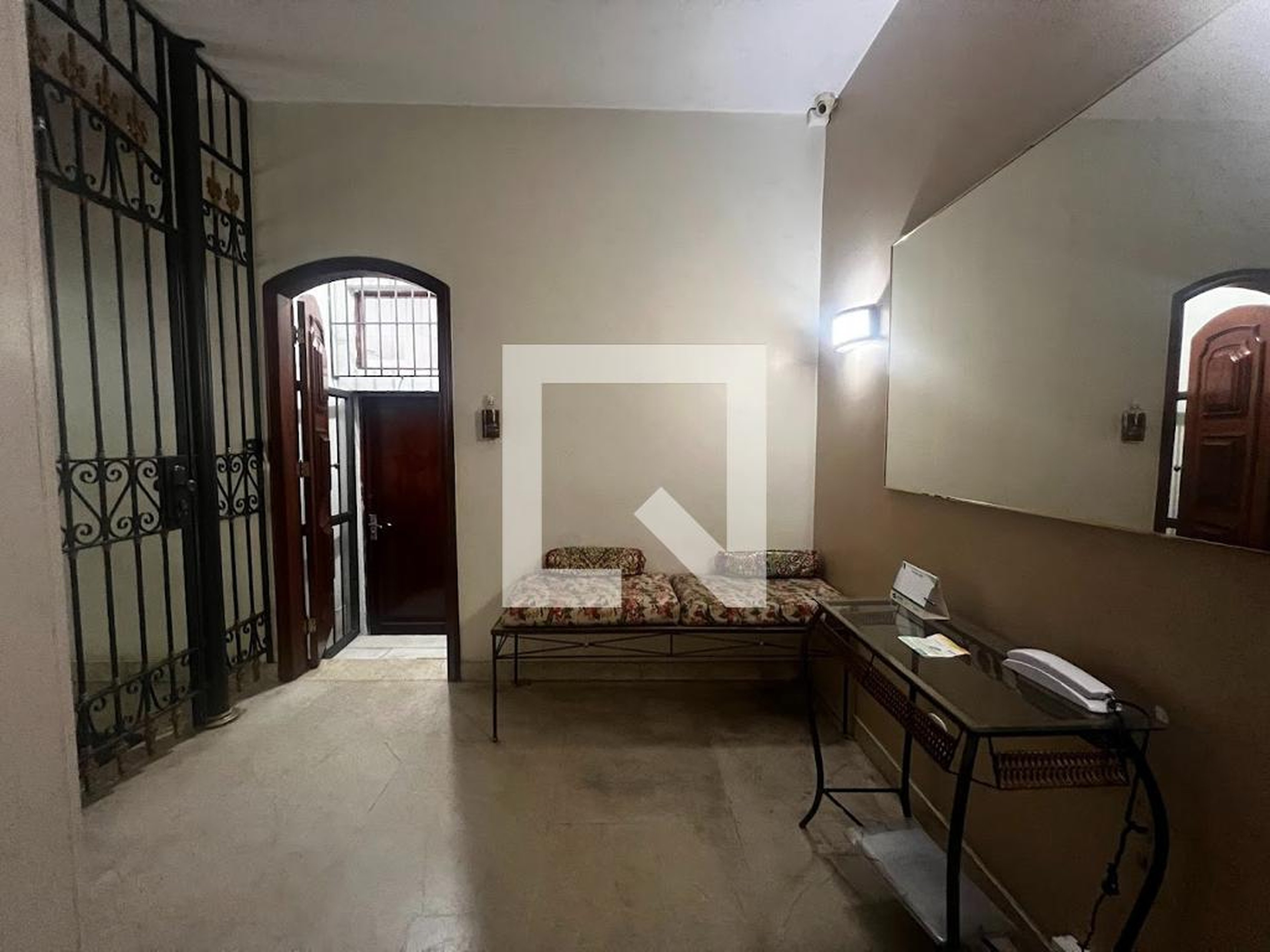 Hall - Edifício Bahouth