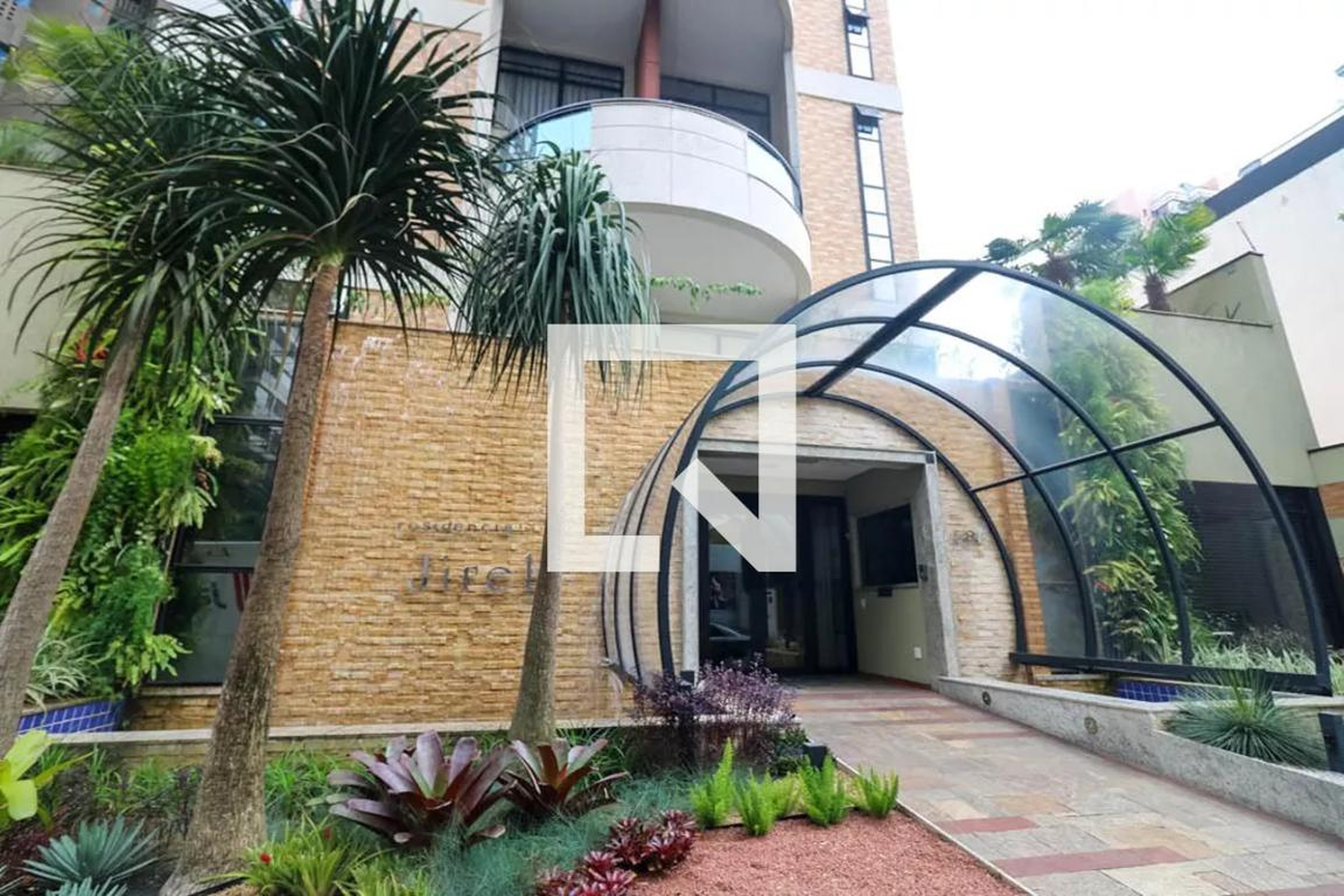 Fachada Residencial Jireh