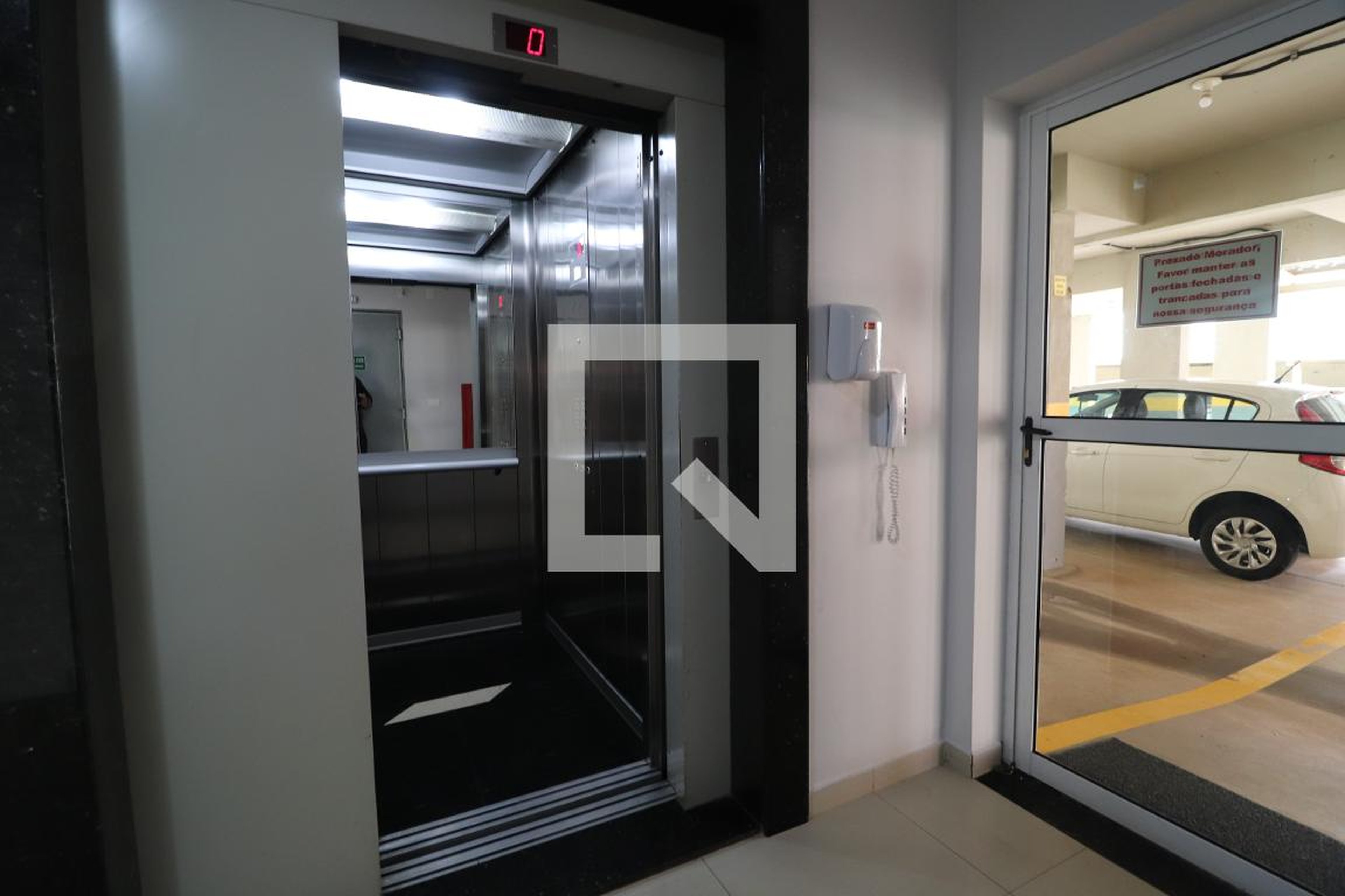 Elevador - Edifício Jardim dos Cedros Residence