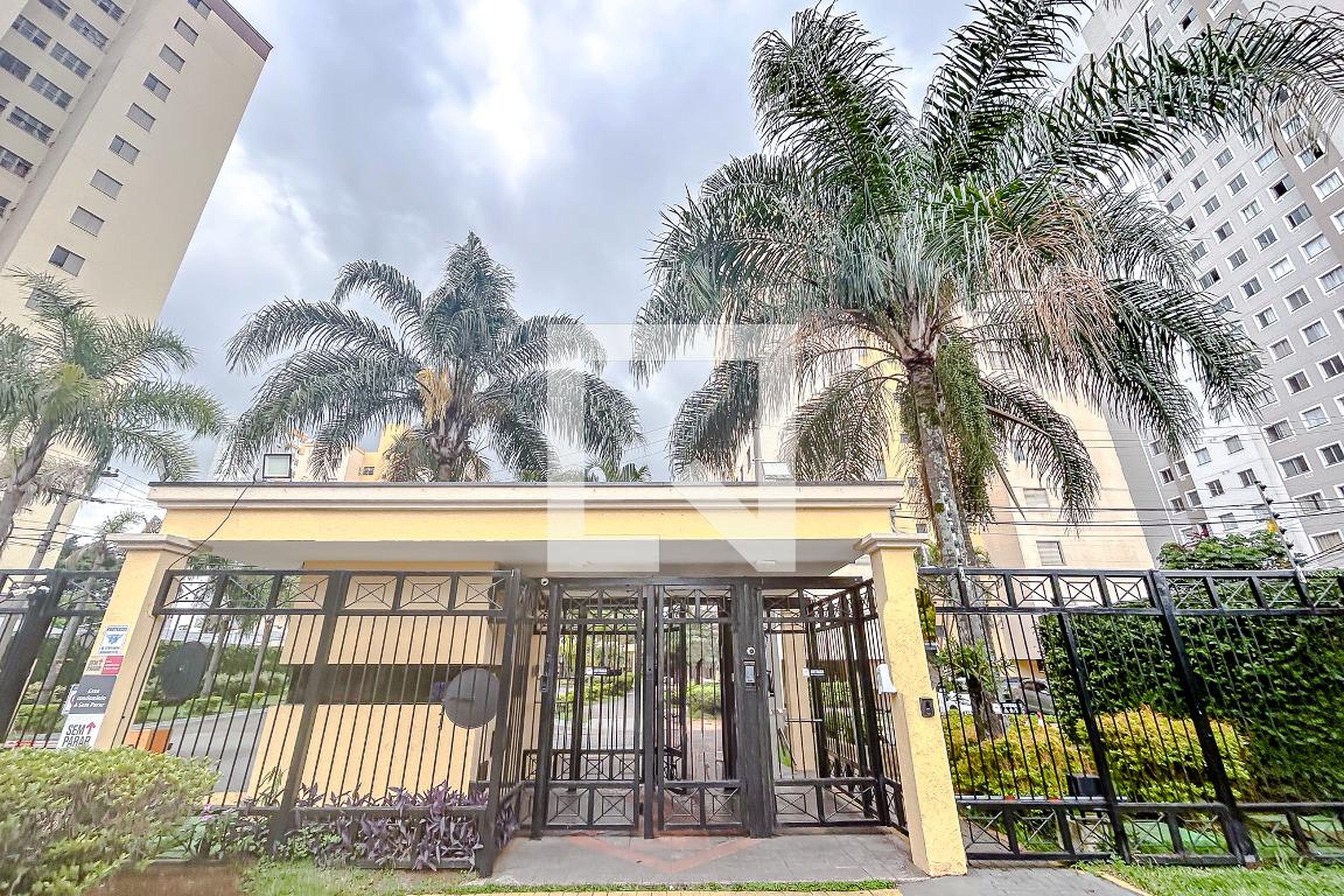 Fachada Condomínio Villaggio do Verona