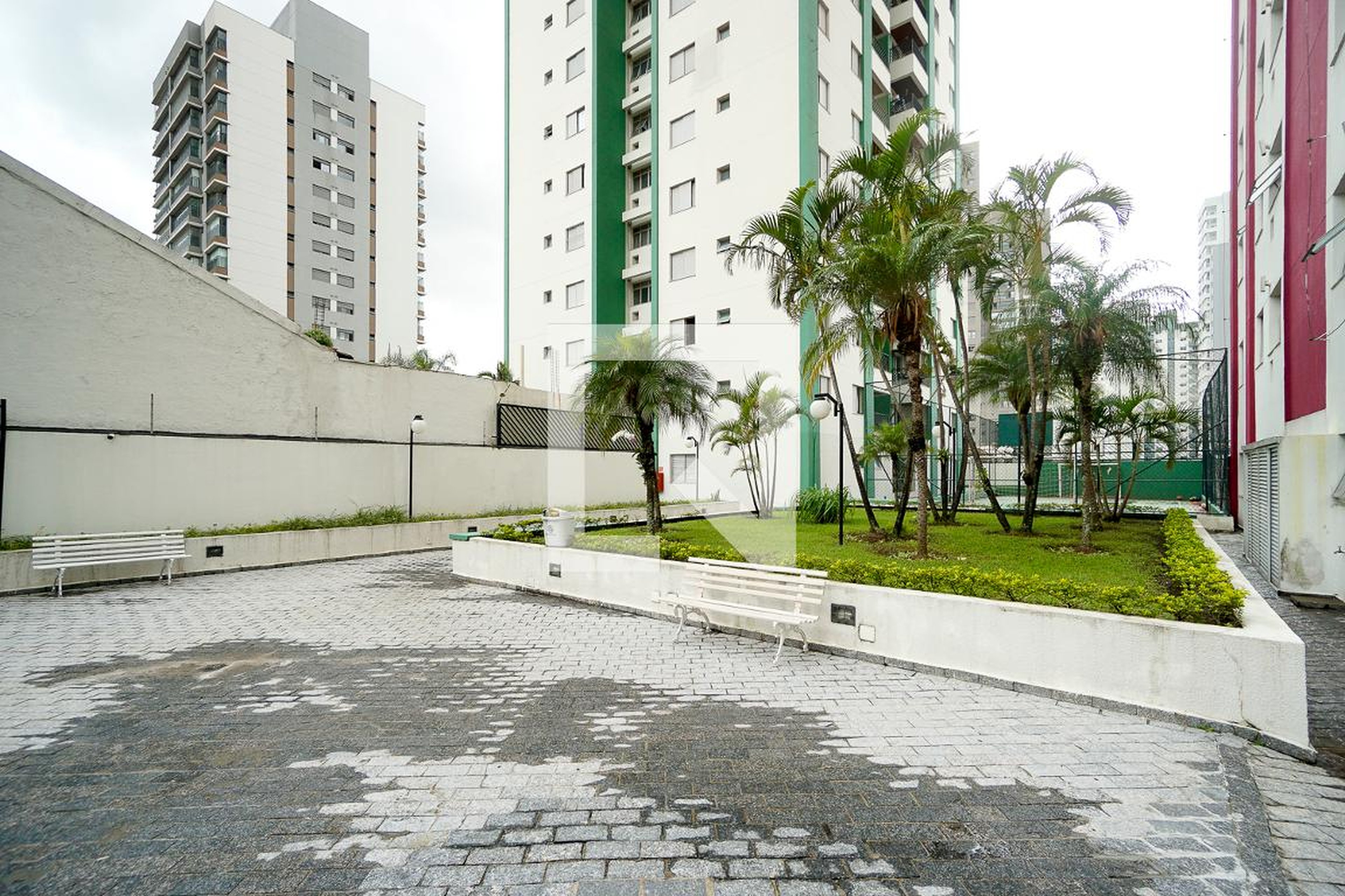 Área externa - Pedras Preciosas