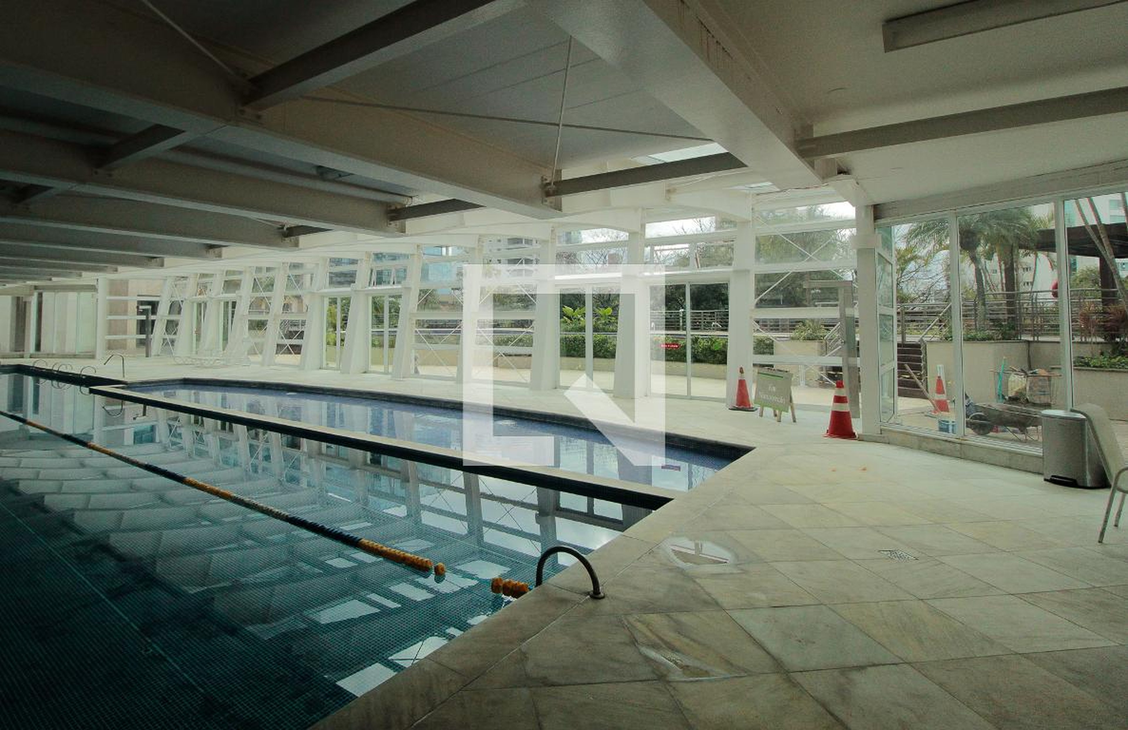 Piscina Coberta - Unique Place