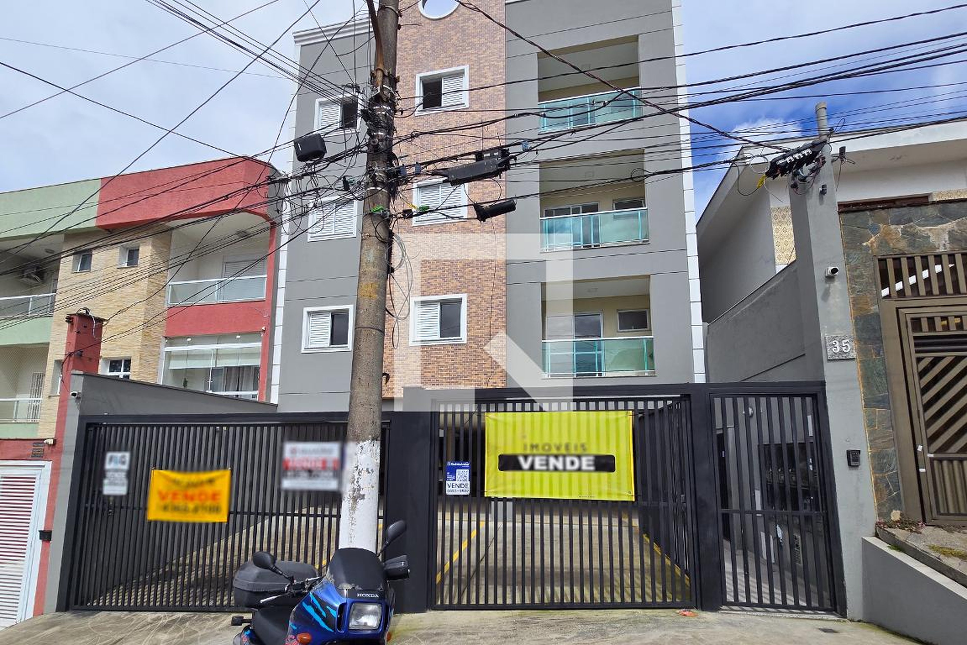 Fachada Condomínio em Rua Tijuca, 35