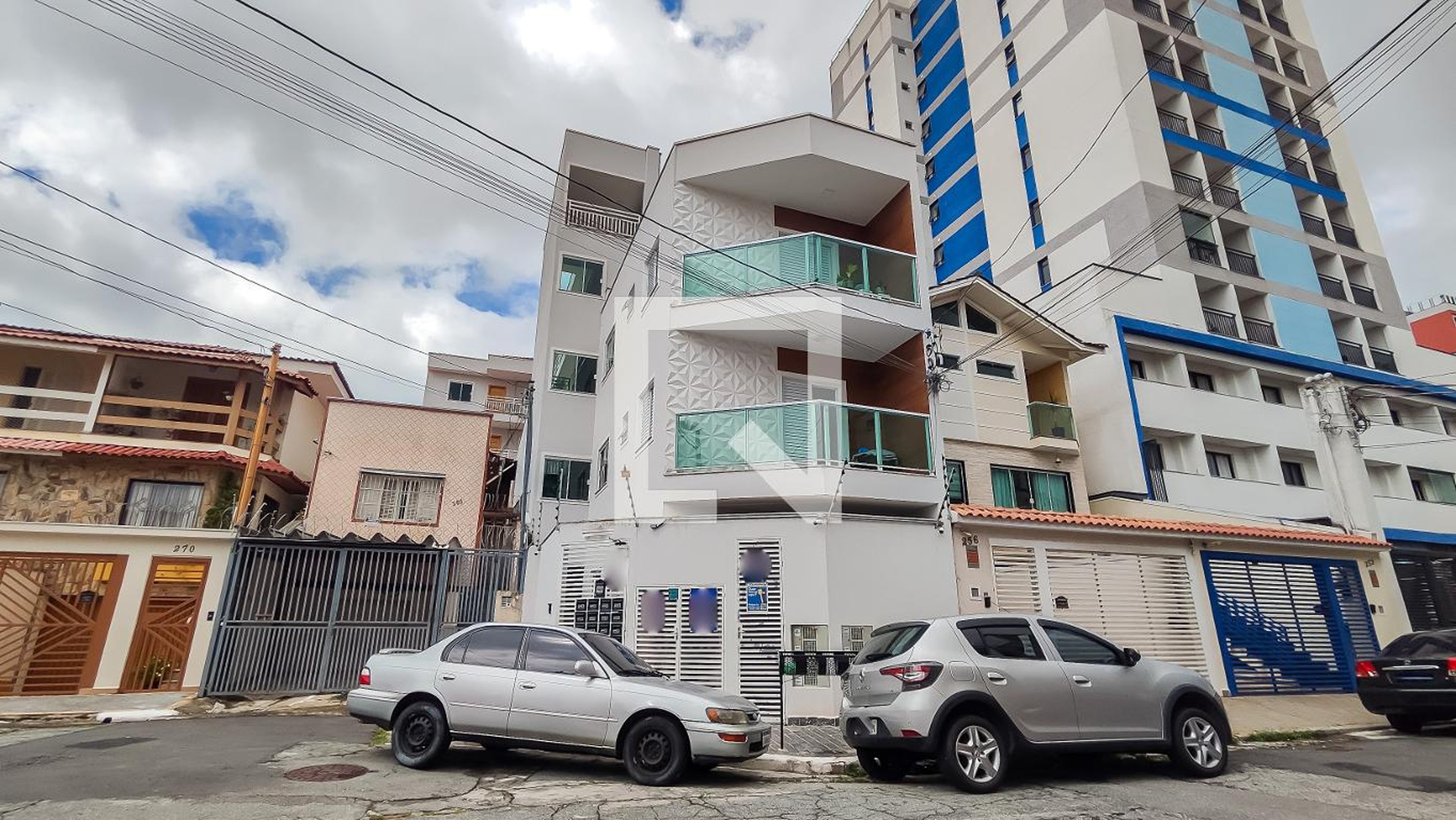 Fachada do Prédio Condomínio em Rua Antônio Clemente, 262