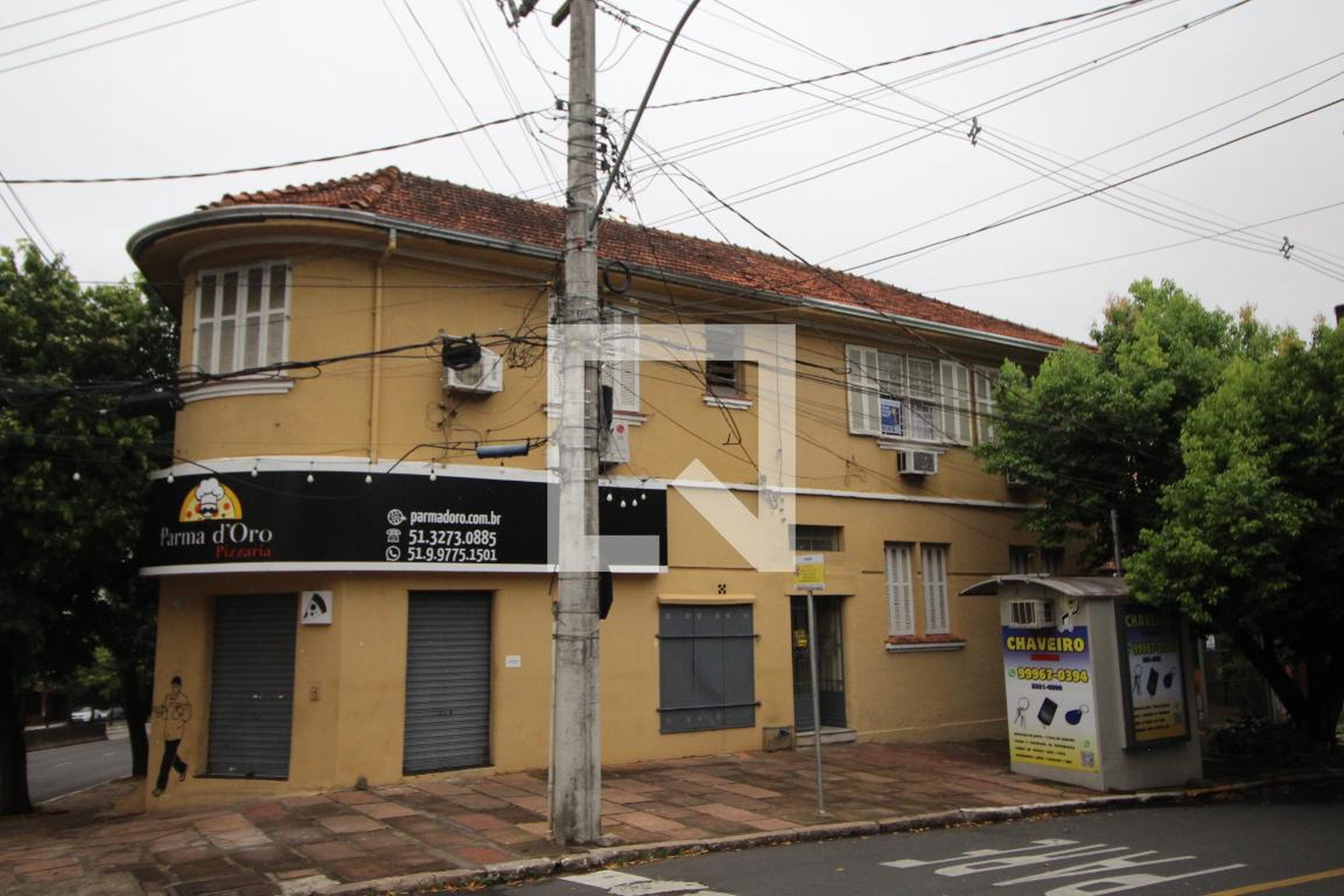 Fachada Condomínio em Rua Santos Neto, 12