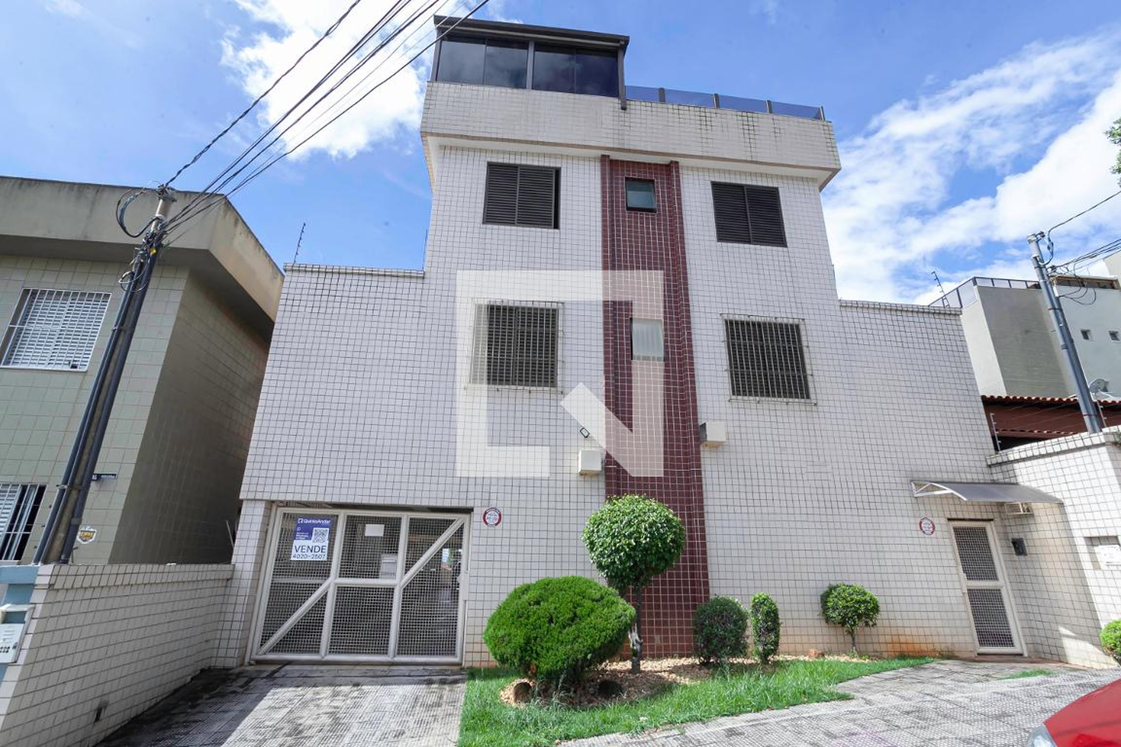 Fachada Condomínio em Rua Pedro Moreira de Abreu, 108