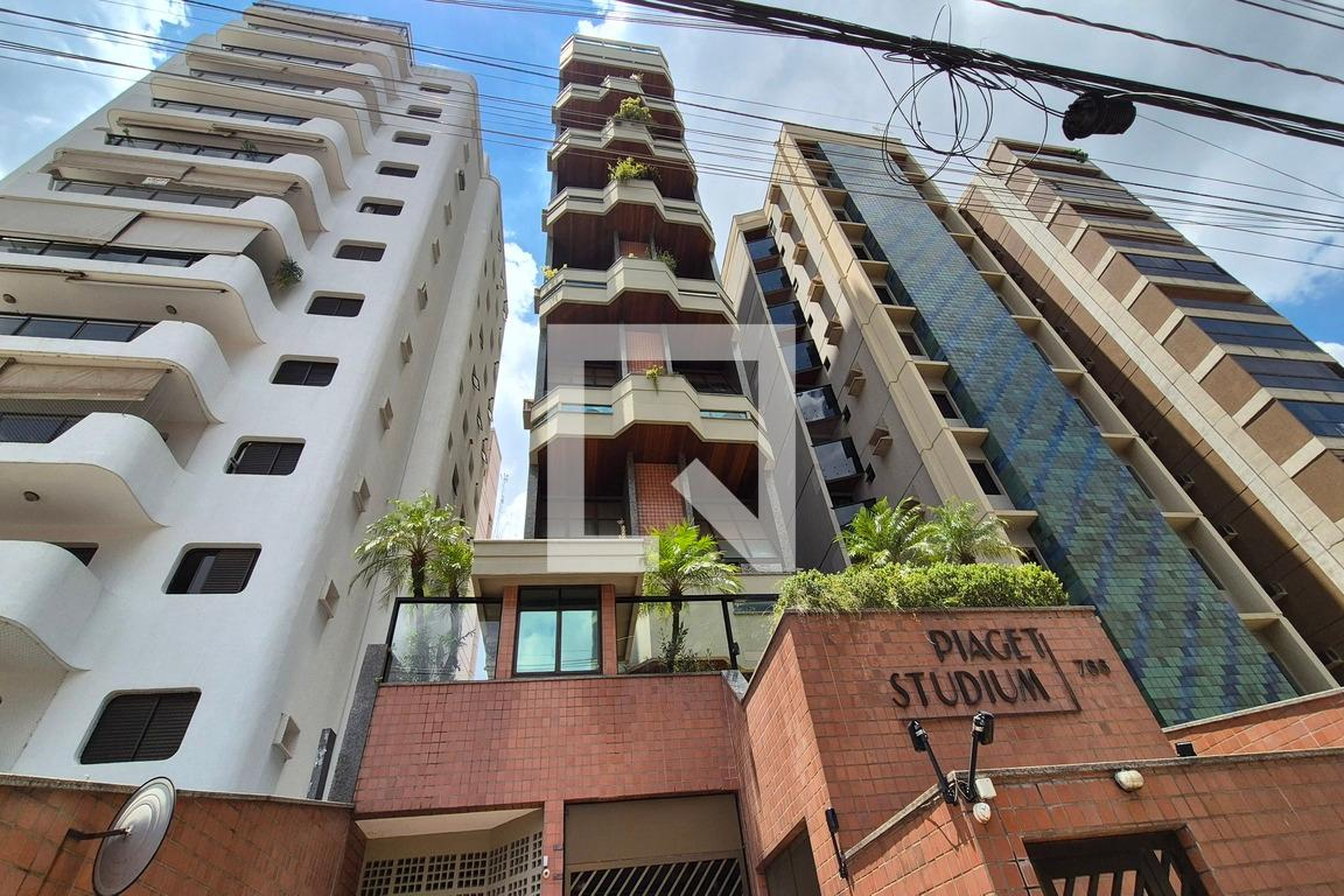 Fachada do Prédio Condomínio Piaget Studium