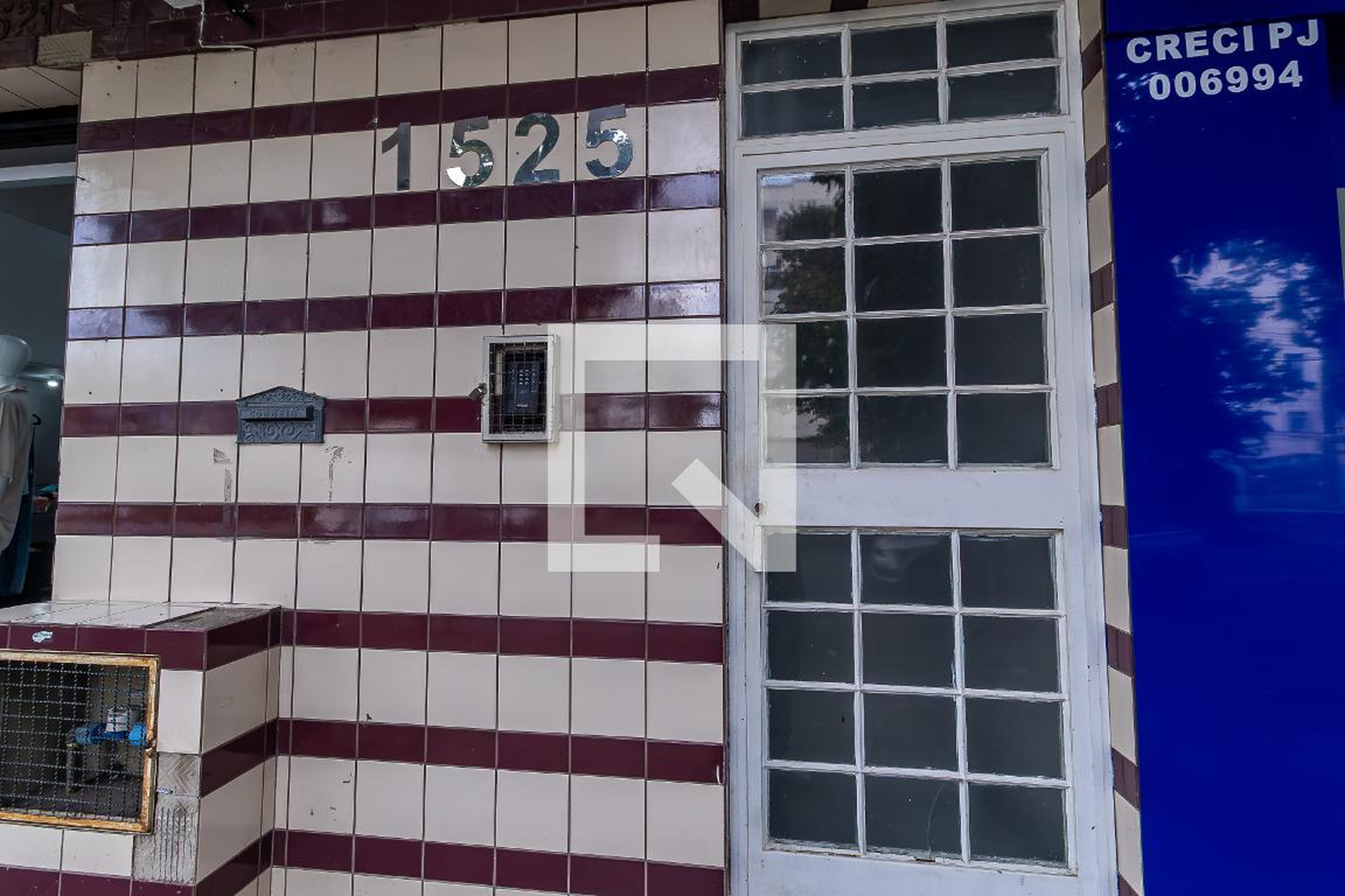 Fachada Condomínio em Rua São Miguel, 908