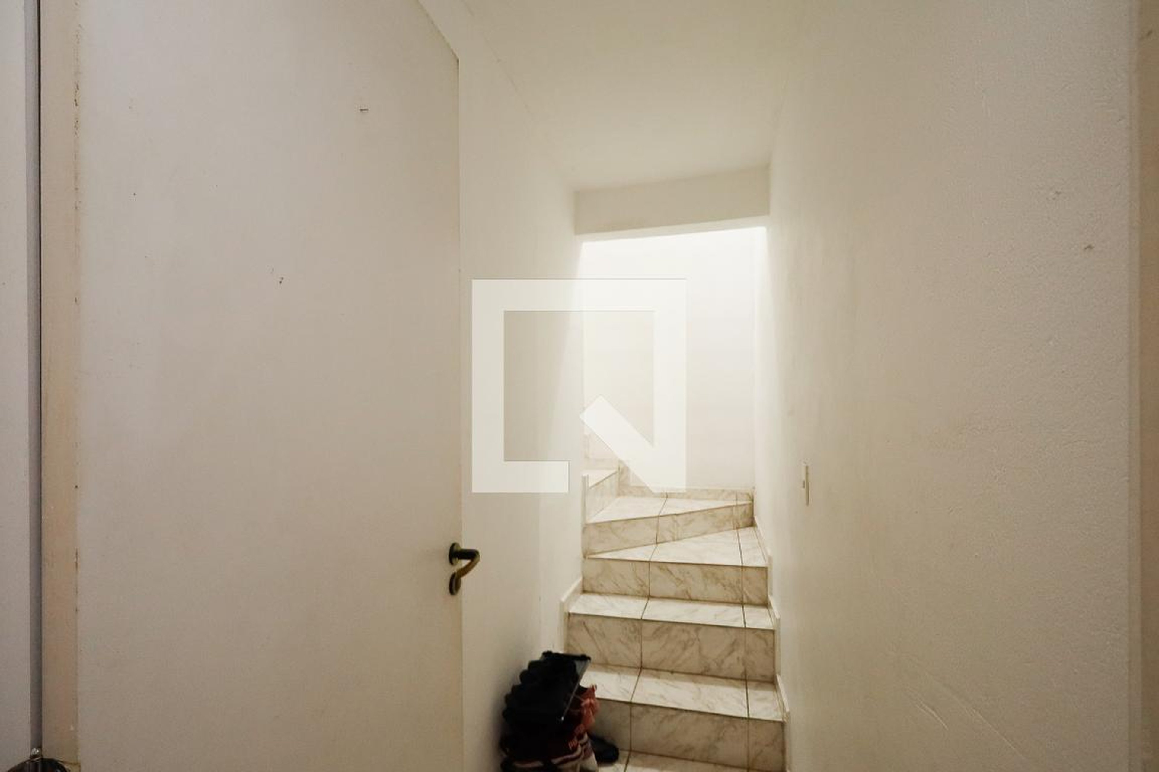 Hall Condomínio em Rua João Leite, 35