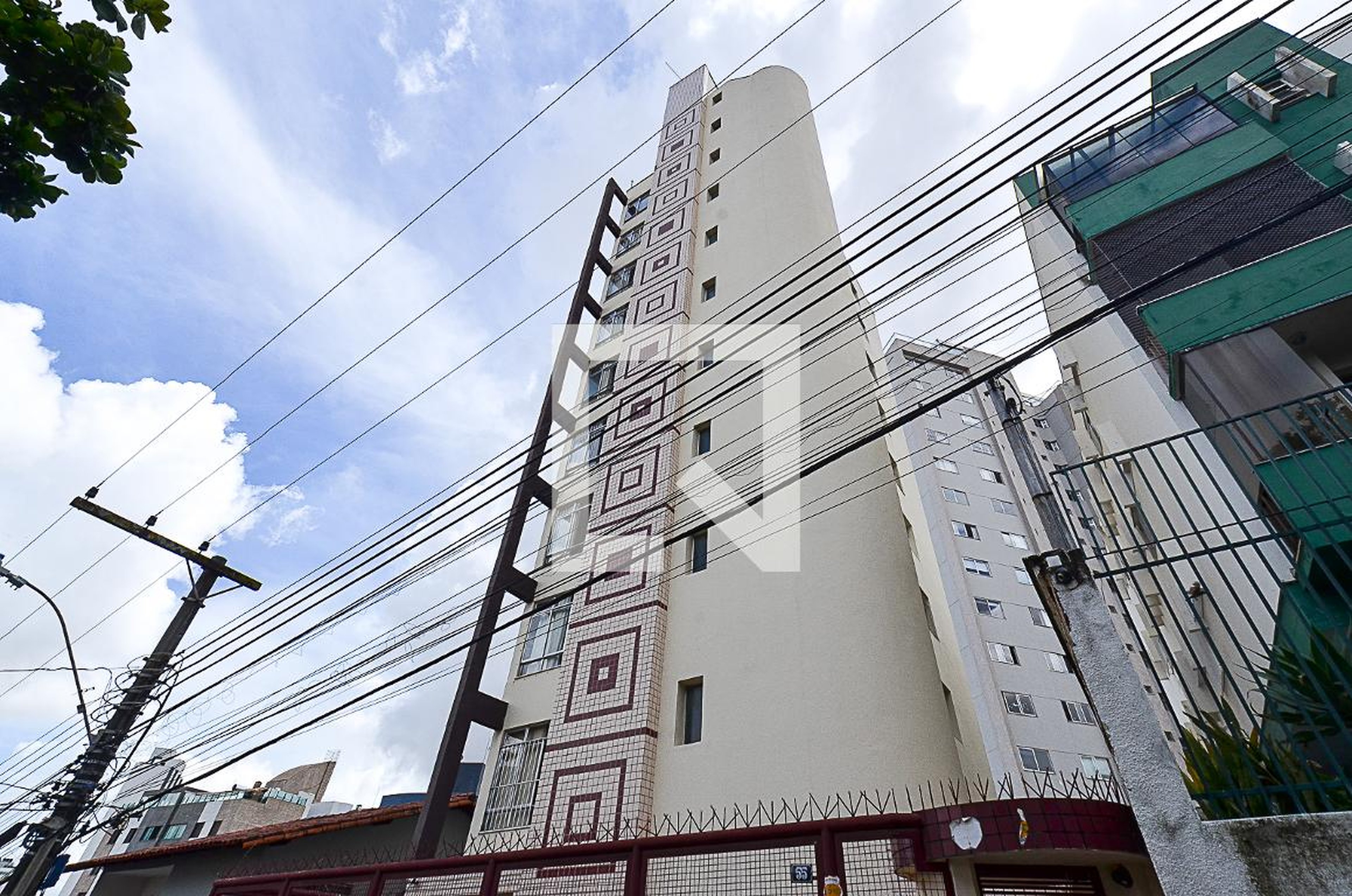 Fachada Condomínio em Rua João Lourival Dias, 55