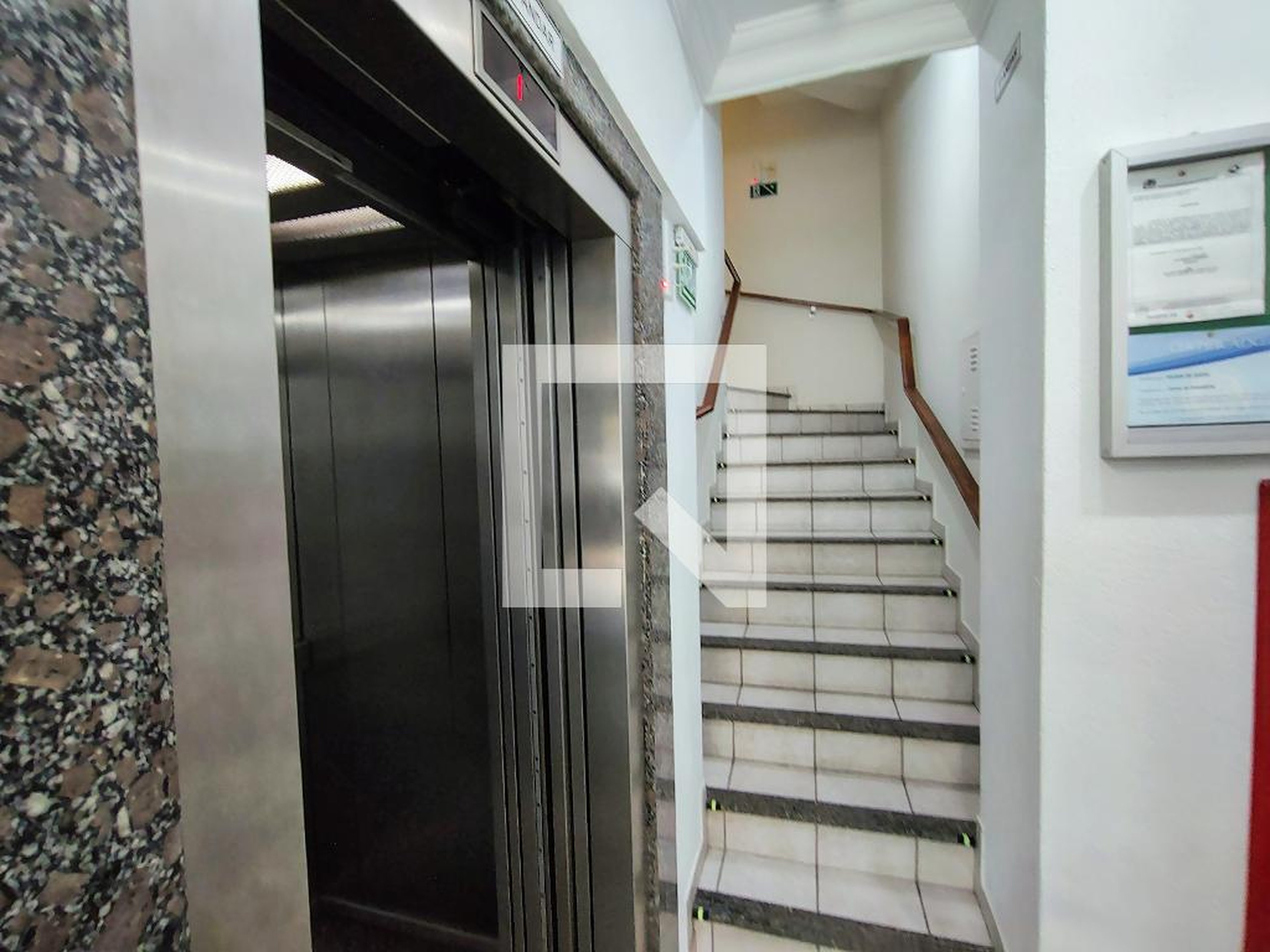 Elevador - Edifício Rivoli