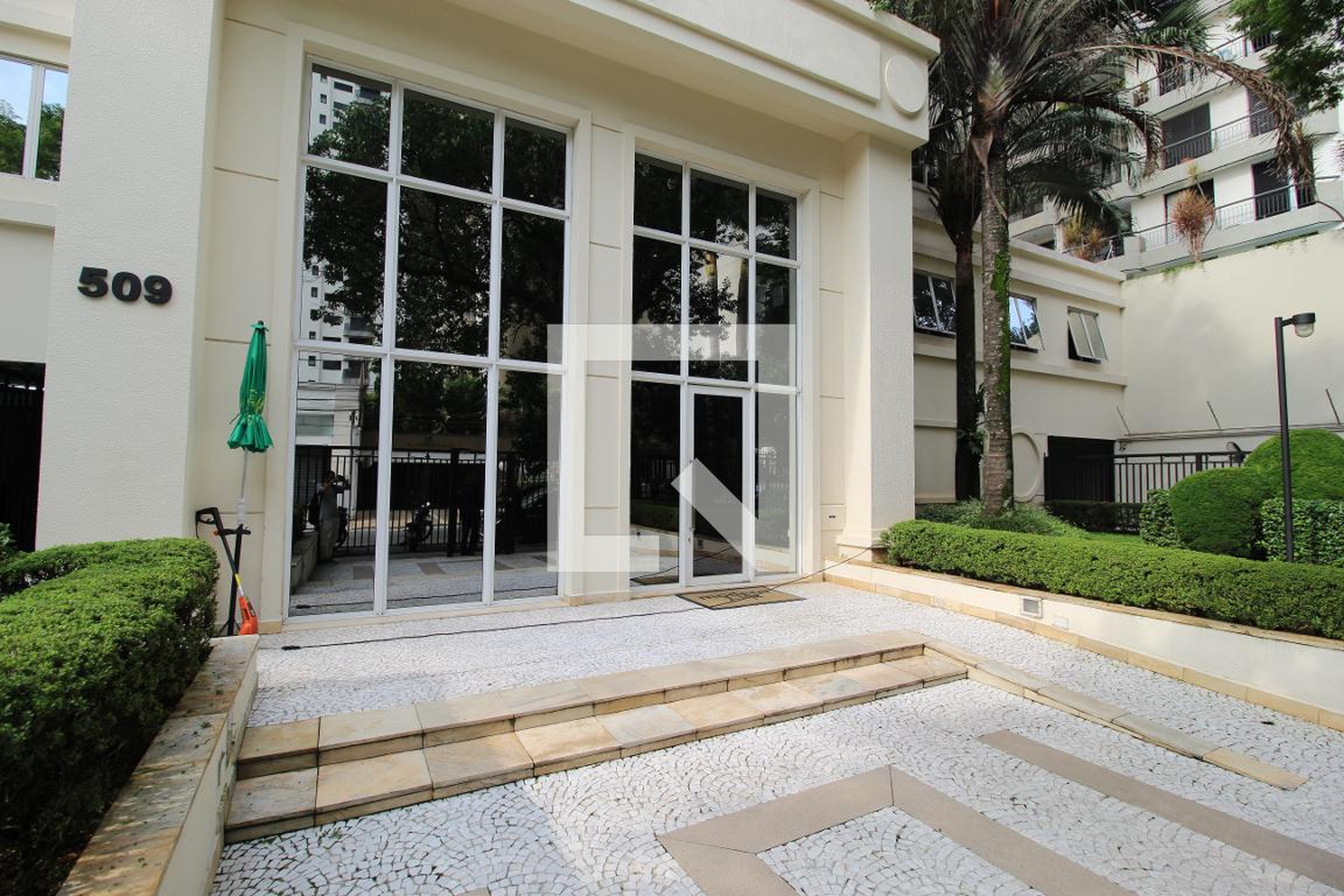 Fachada Condomínio Moderno life