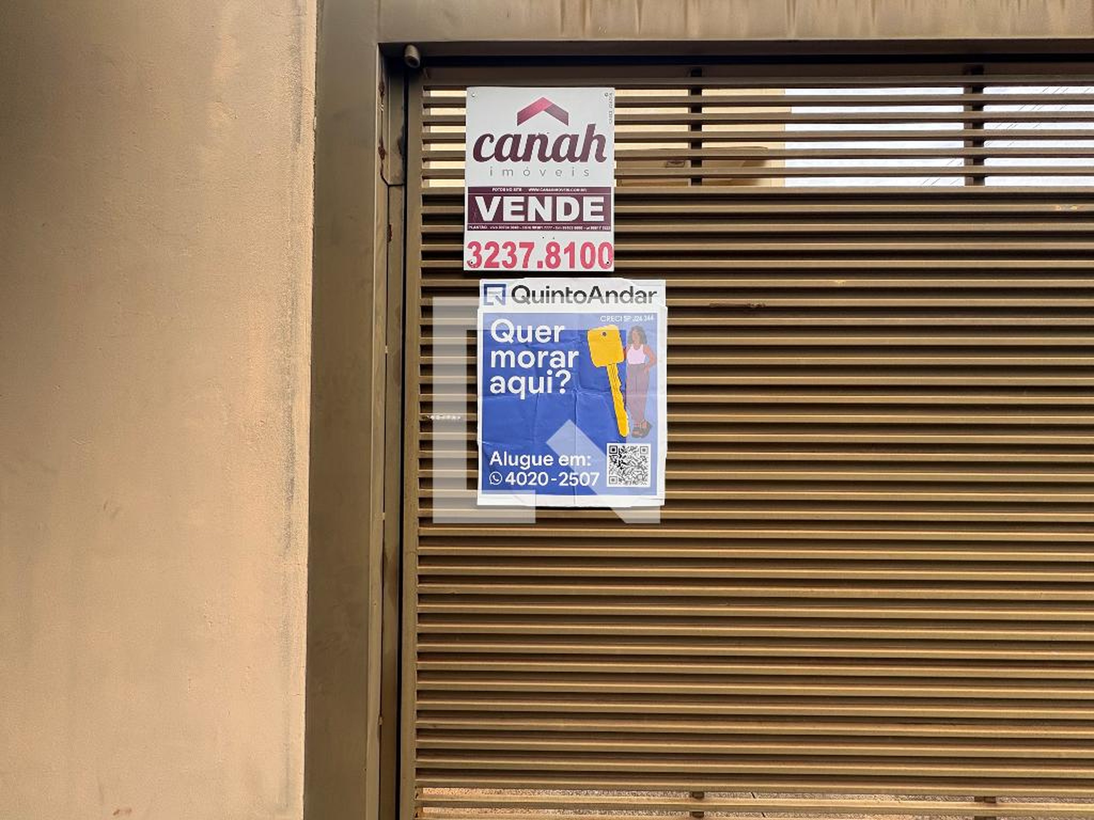 Fachada Condomínio em Rua Albert Einstein, 1333