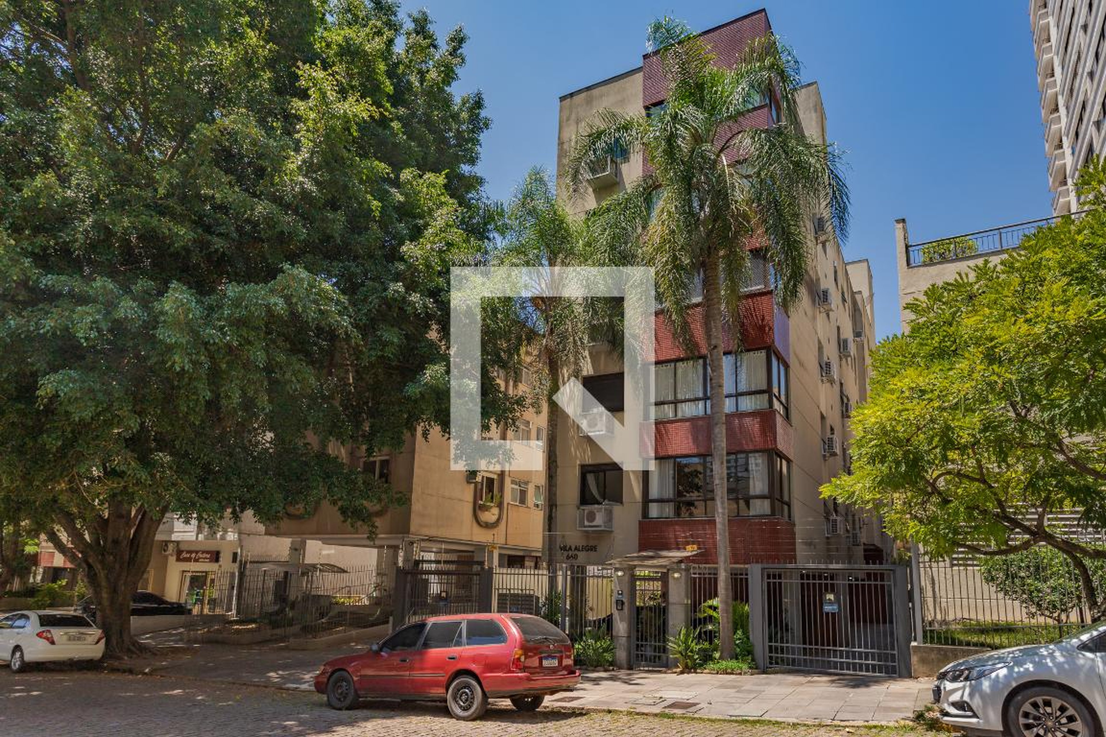 Fachada Condomínio em Rua Doutor Freire Alemão, 660